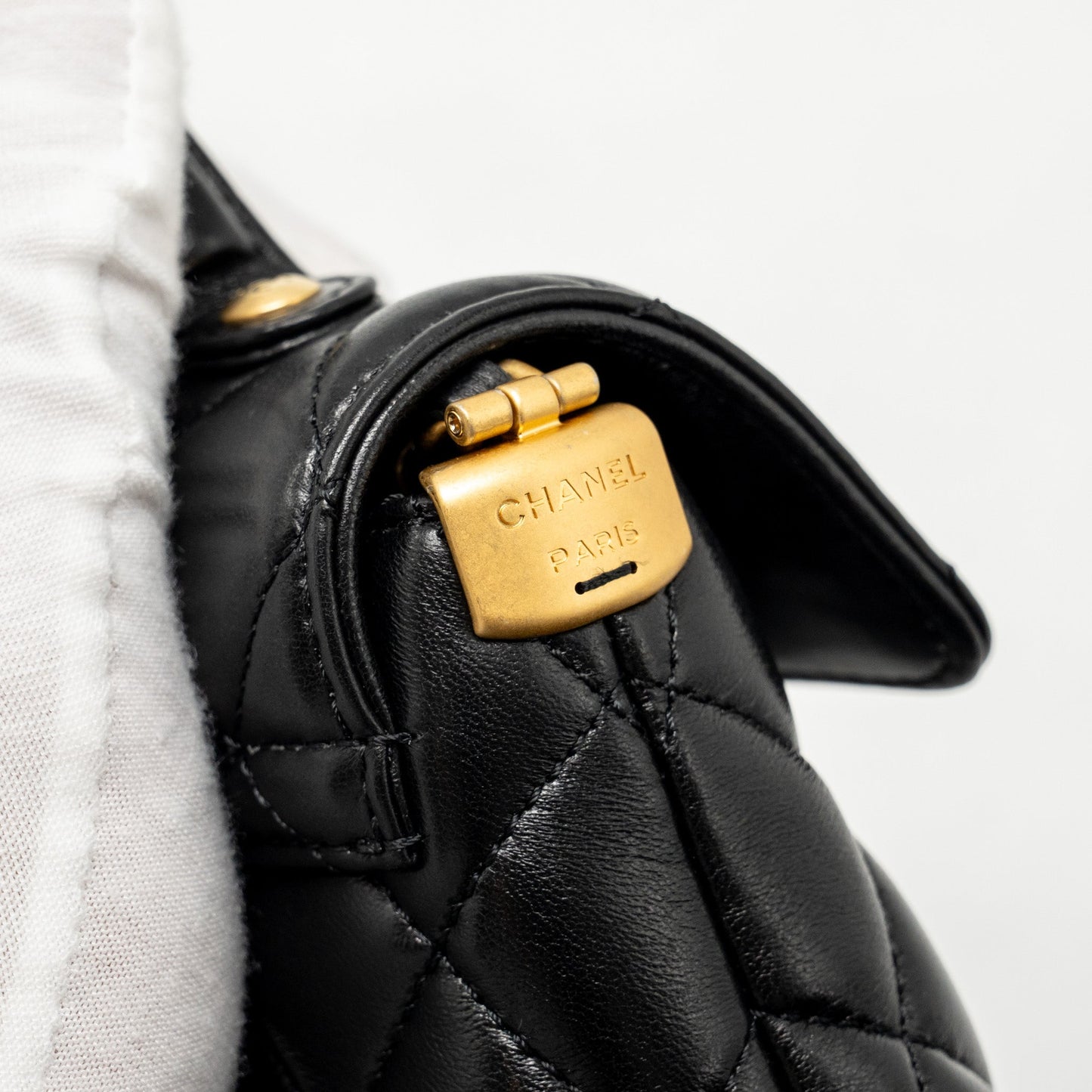 Chanel 25p Top Handle Flap Bag Shiny Lambskin Black (microchip)