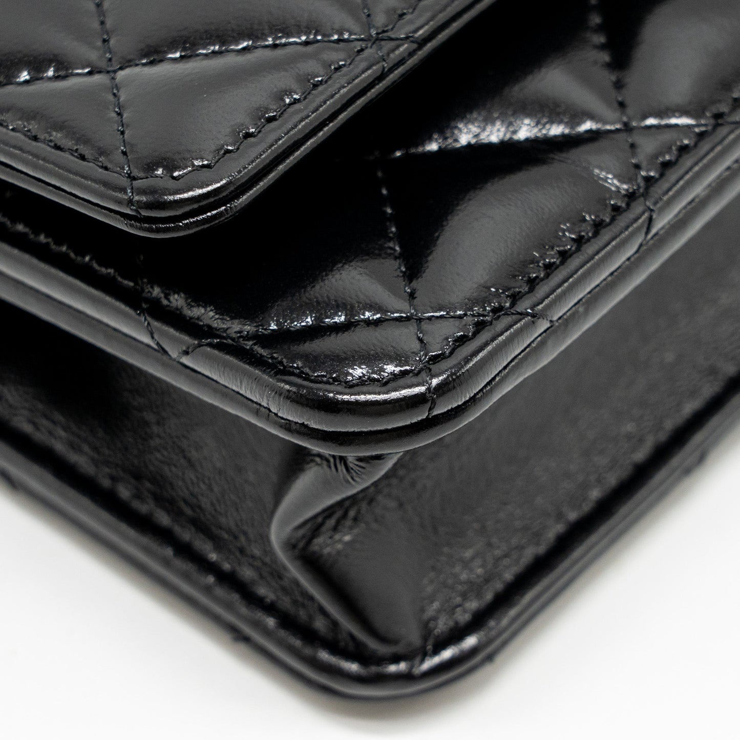 Chanel Wallet on CC Detailed Chain Shiny Lambskin Black  (Microchip)