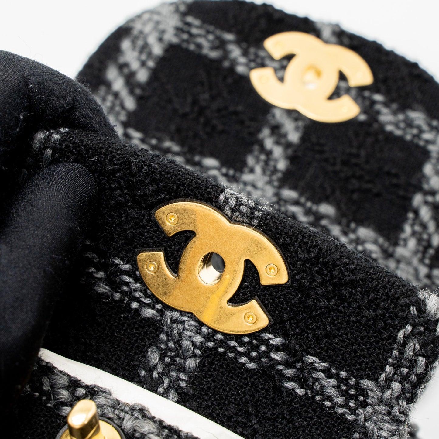 Chanel Duma Backpack Tweed Multicoloured Brushed  (Microchip)