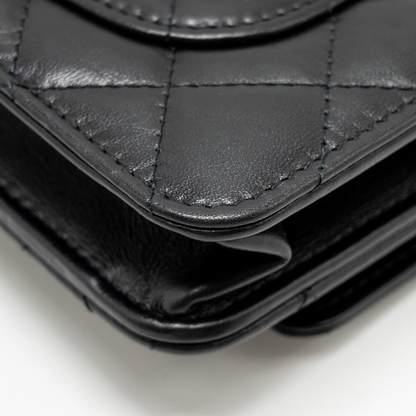 Chanel 2.55 Reissue Wallet on Chain Lambskin Black  (Microchip)