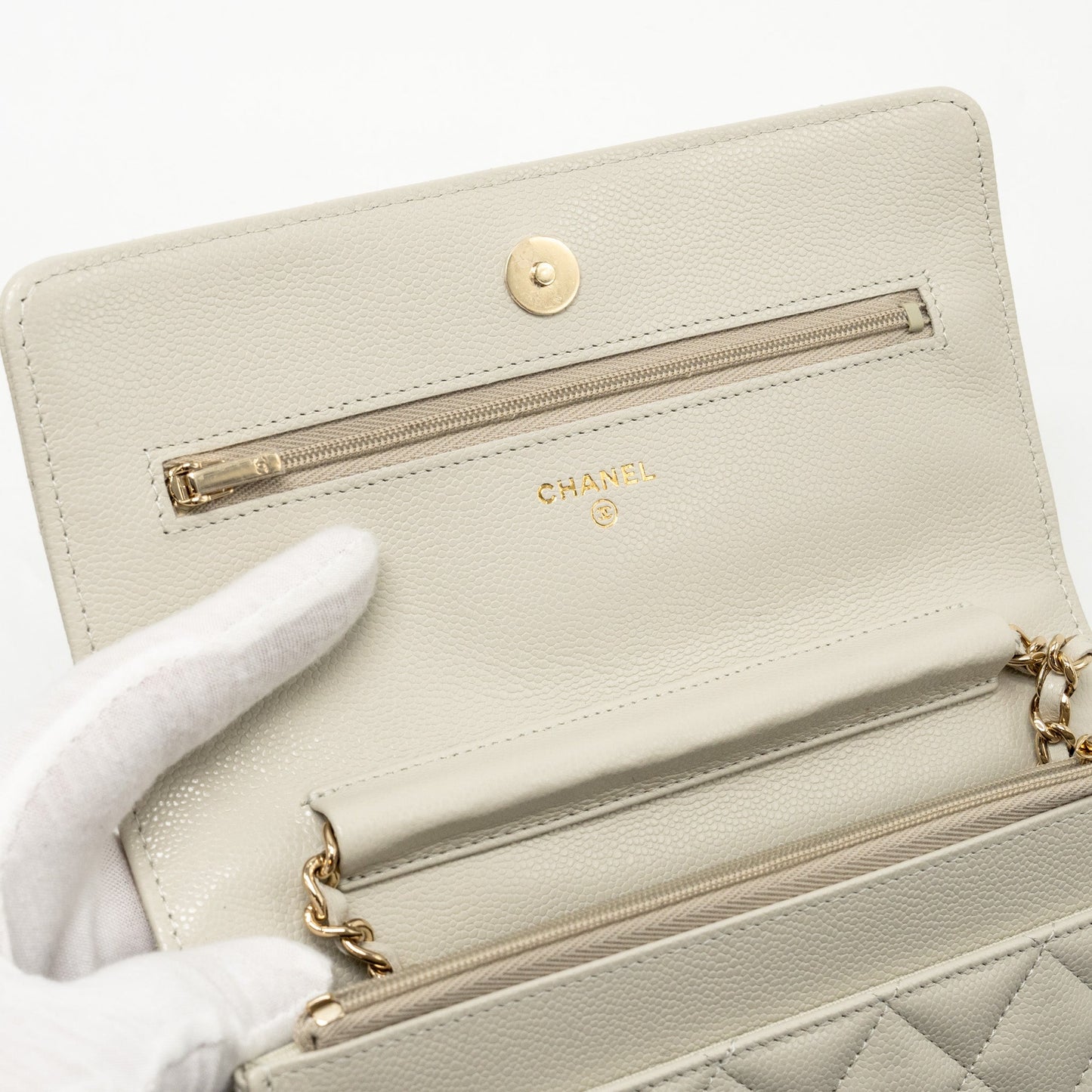 Chanel Classic Wallet on Chain Caviar Creamy White L(microchip)