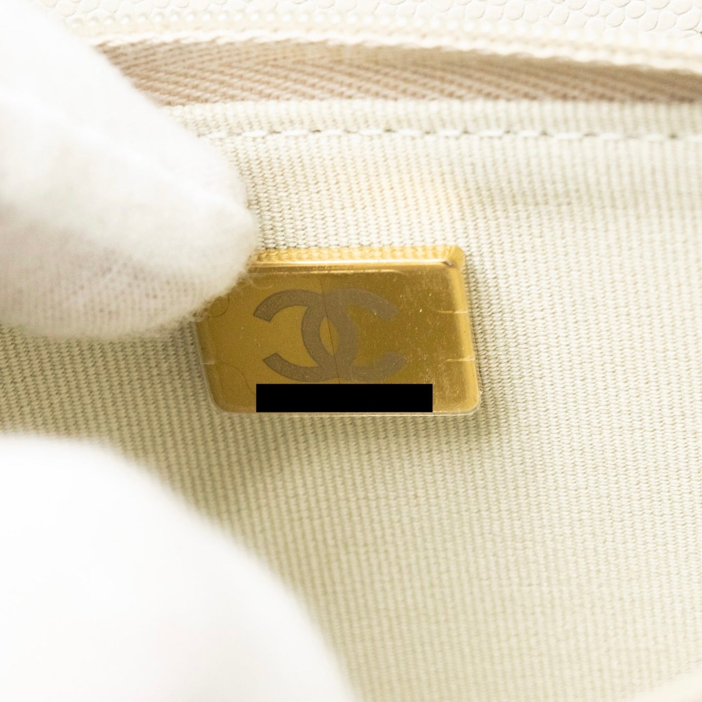 Chanel Classic Wallet on Chain Caviar Creamy White L(microchip)