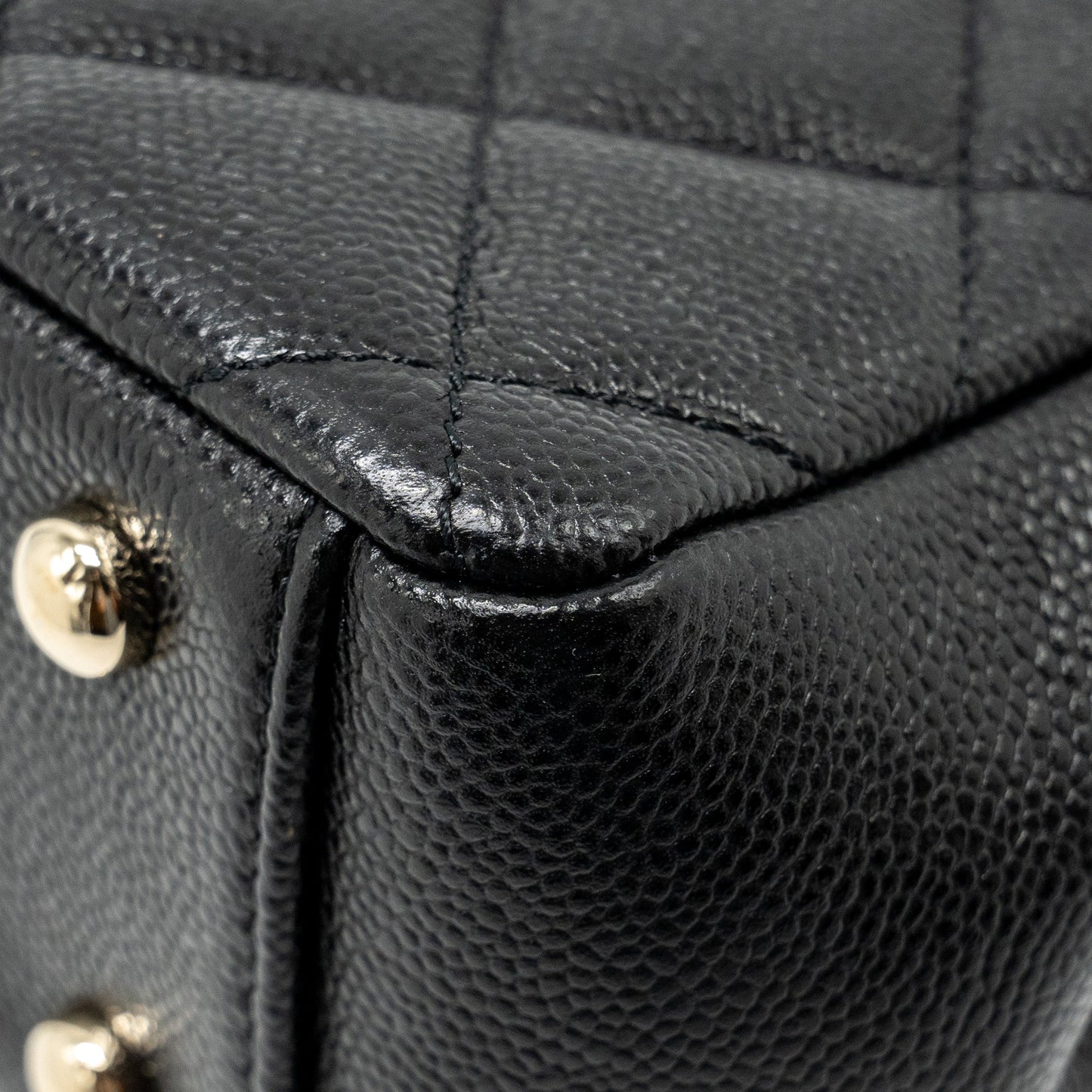 Chanel Small Business Affinity Caviar Black L (Microchip)