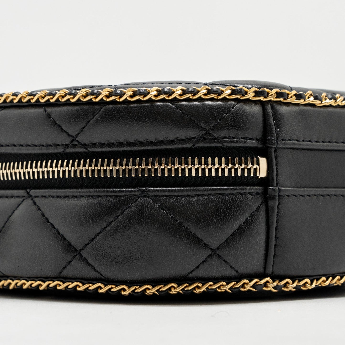 CHANEL Round Vanity With Chain Lambskin Black  (Microchip)
