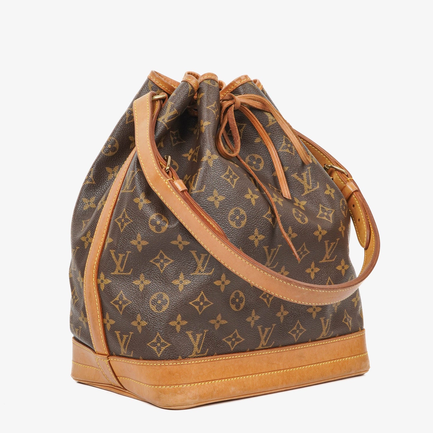 Louis Vuitton Noe Grande GM Monogram Canvas Shoulder Bag