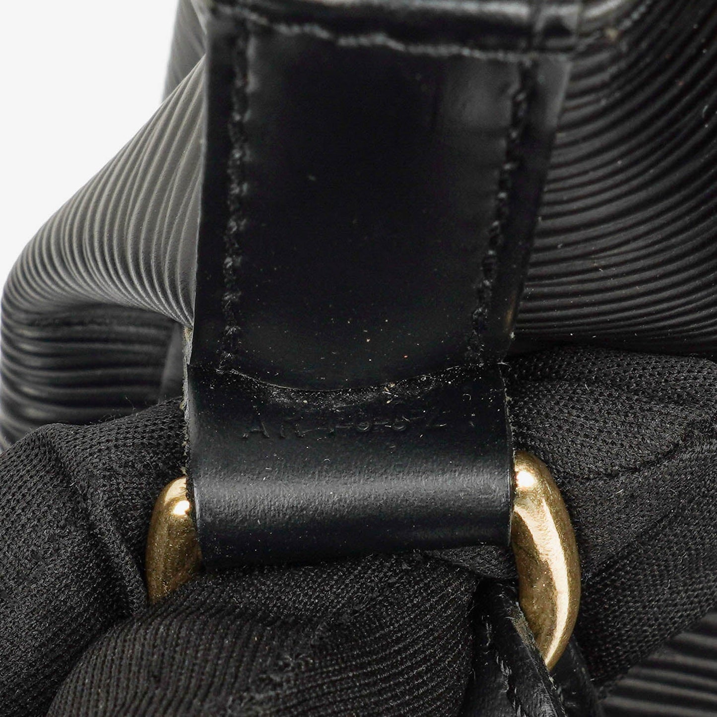 Louis Vuitton Noe Grande GM Black Epi Leather Shoulder Bag