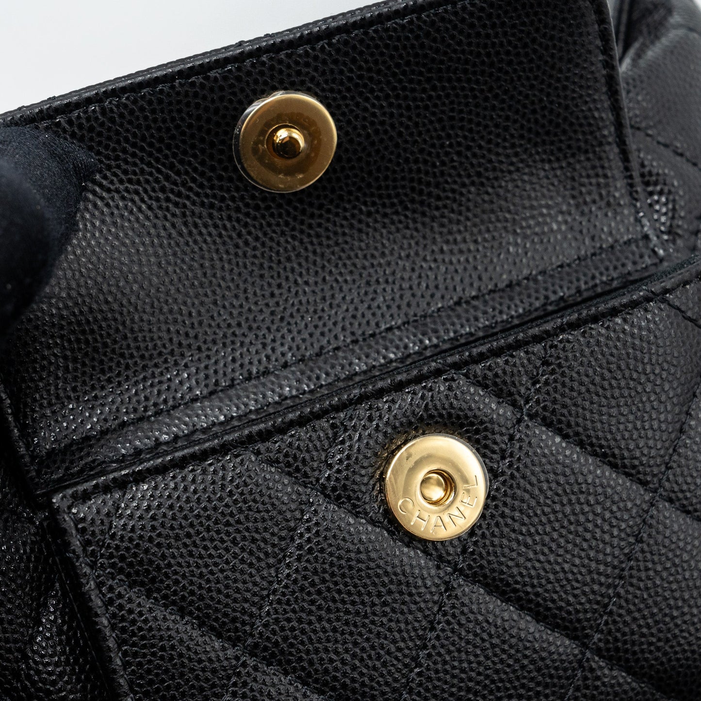 Chanel 23B round clutch caviar black  (microchip)