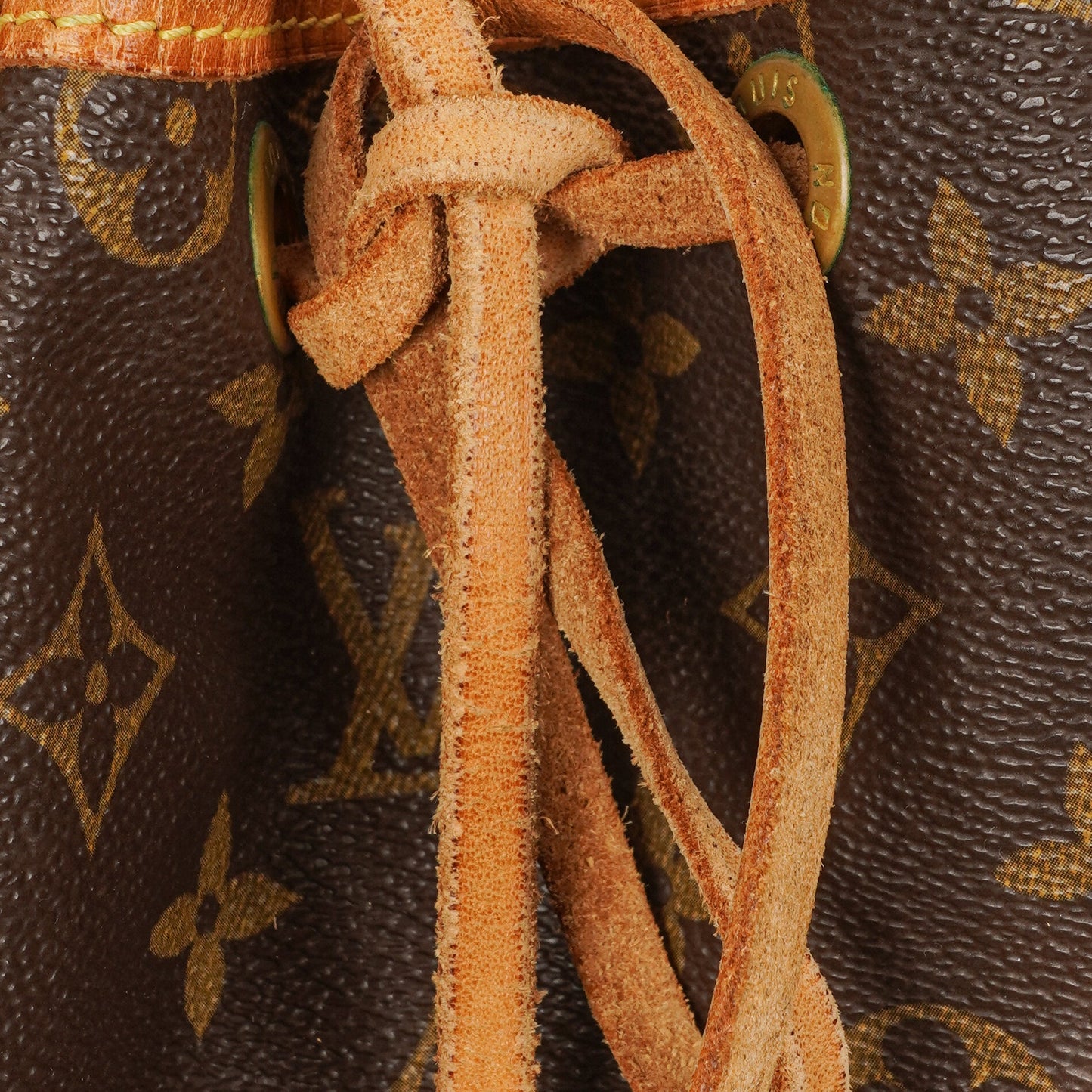 Louis Vuitton Noe Grande GM Monogram Canvas Shoulder Bag