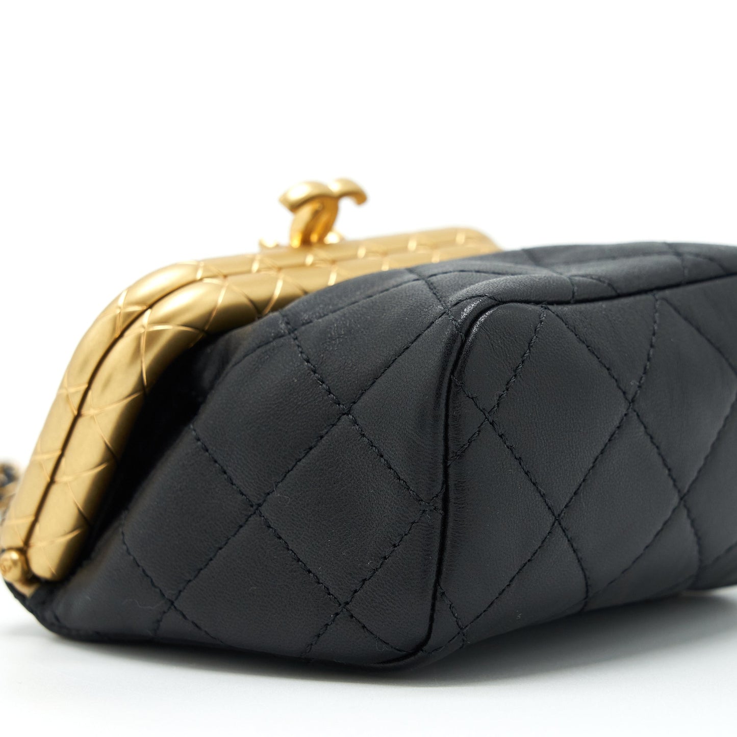 Chanel 20A Kiss-Lock Mini Vanity Flap Bag Calfskin Black