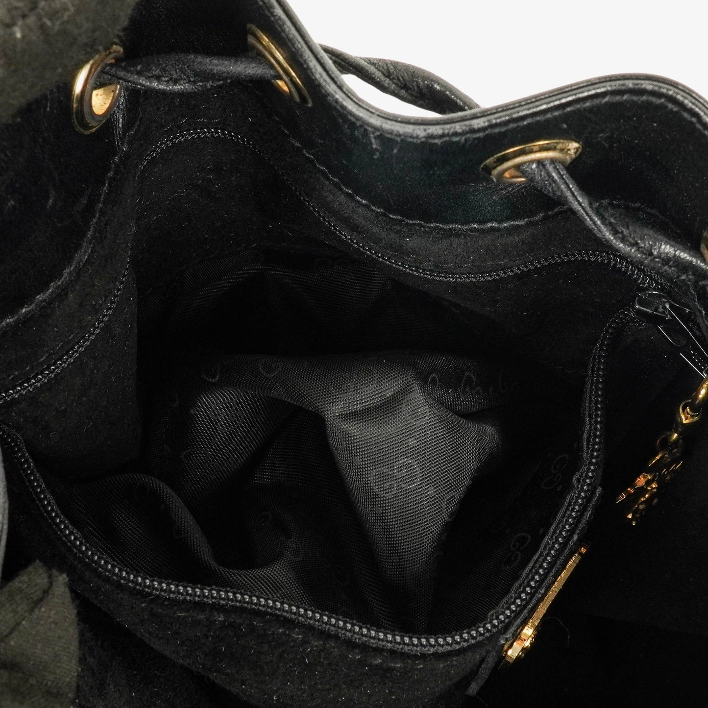 Gucci Interlocking Black Leather Bucket Bag