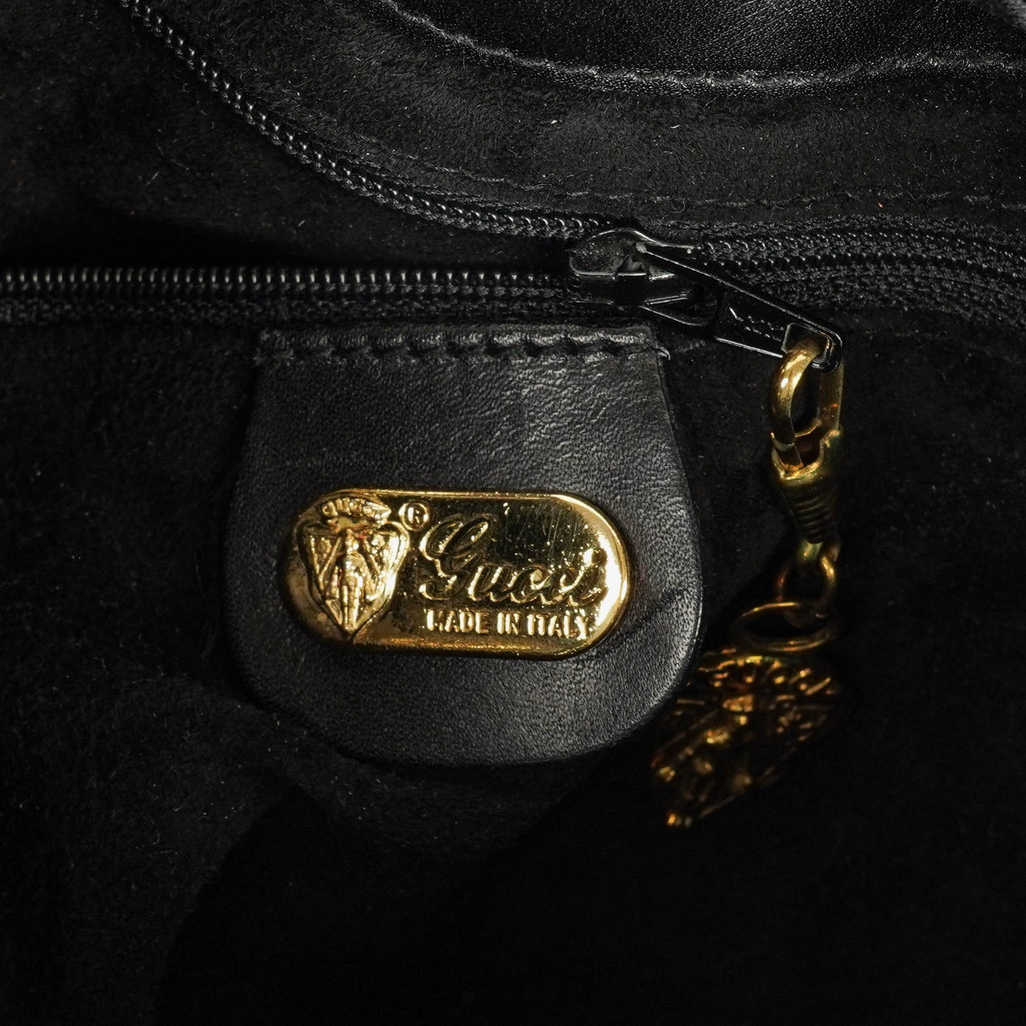 Gucci Interlocking Black Leather Bucket Bag