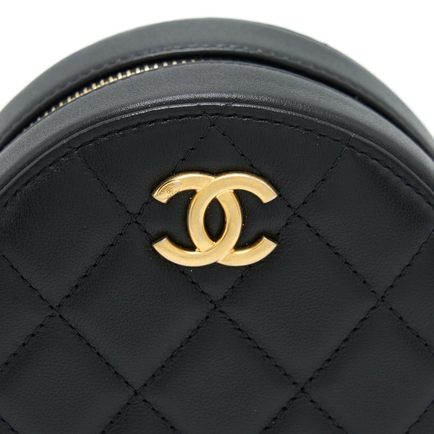 Chanel Pearl Round Clutch With Chain Calfskin Black