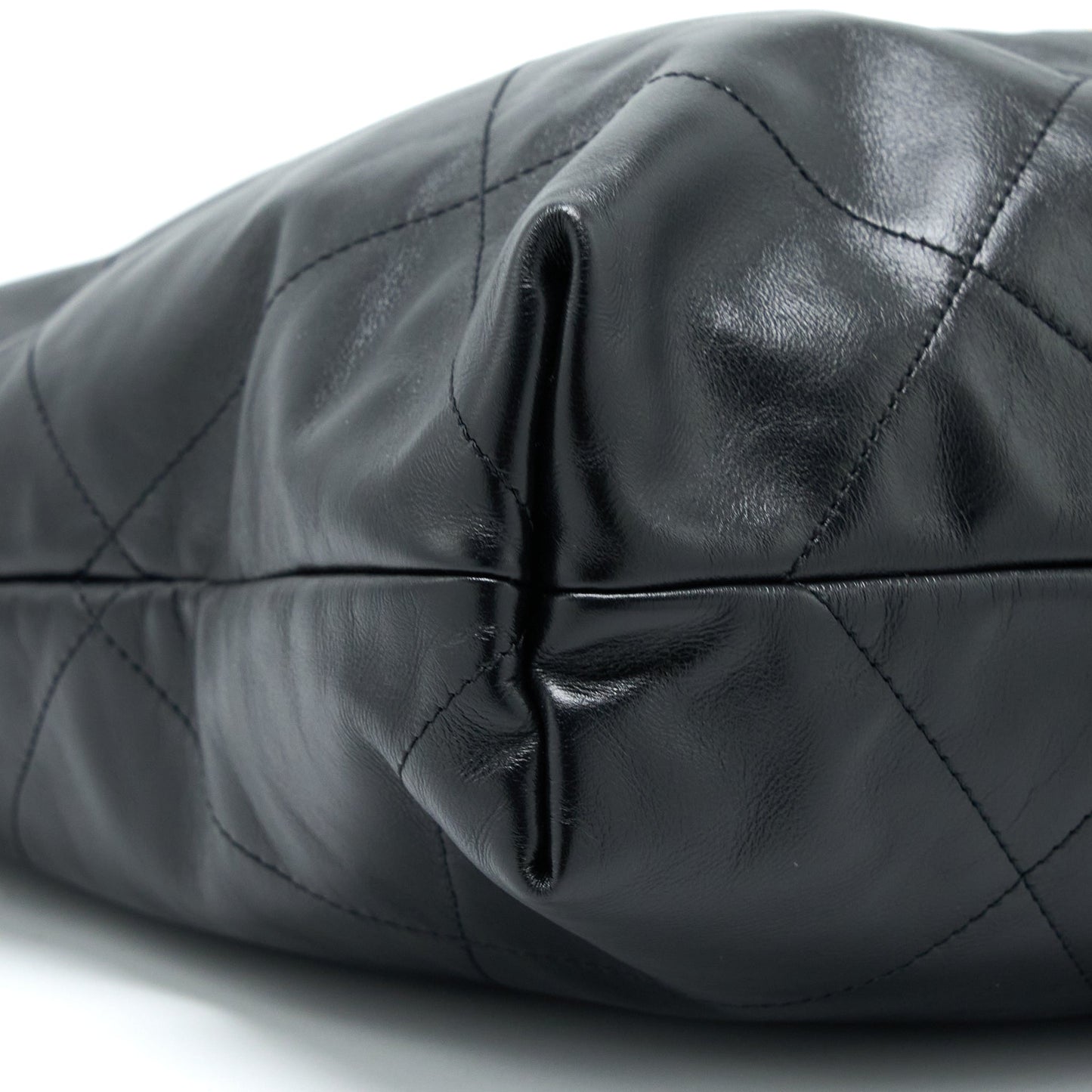 Chanel Medium 22 Bag Shiny Calfskin Black Brushed  (Microchip)