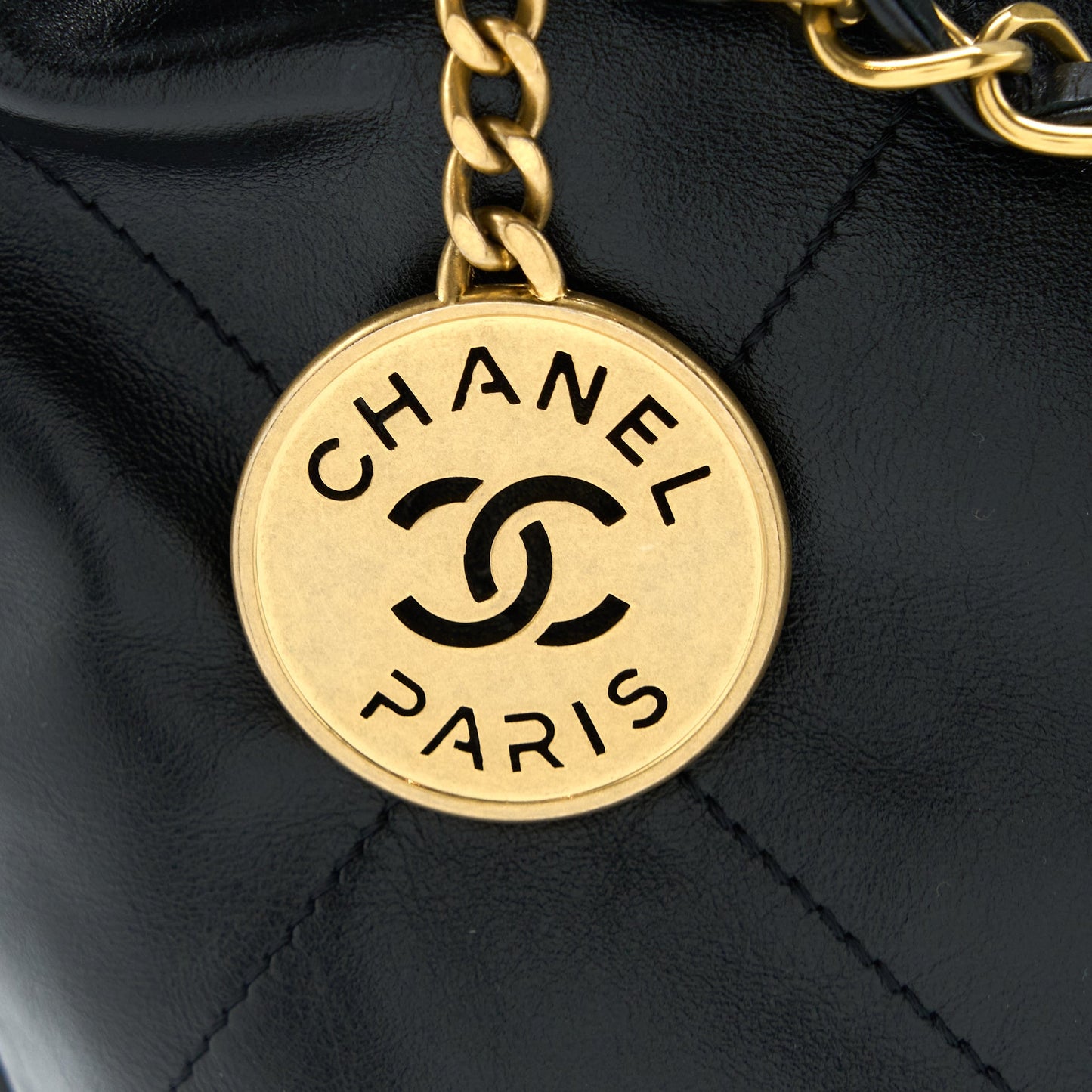 Chanel Medium 22 Bag Shiny Calfskin Black Brushed  (Microchip)