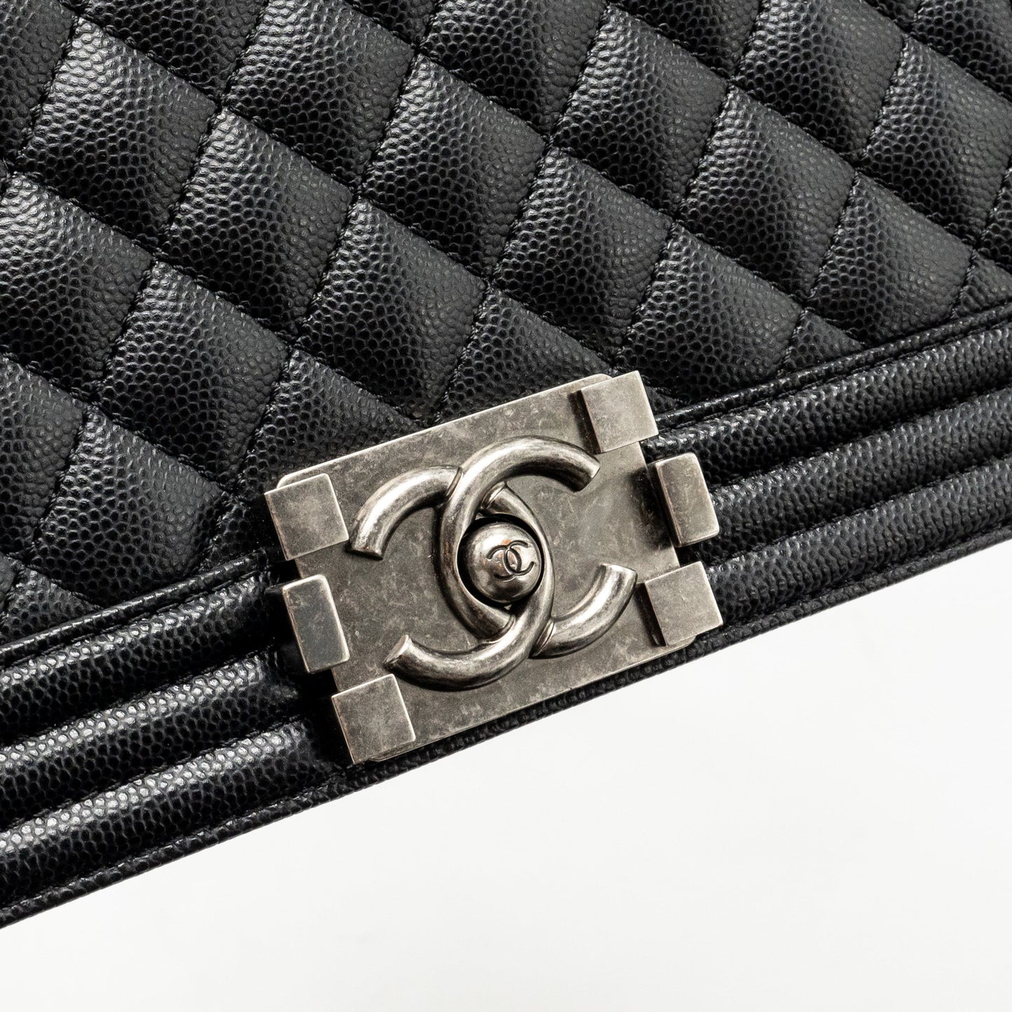 Chanel Medium Boy Bag Caviar Black  (Microchip)