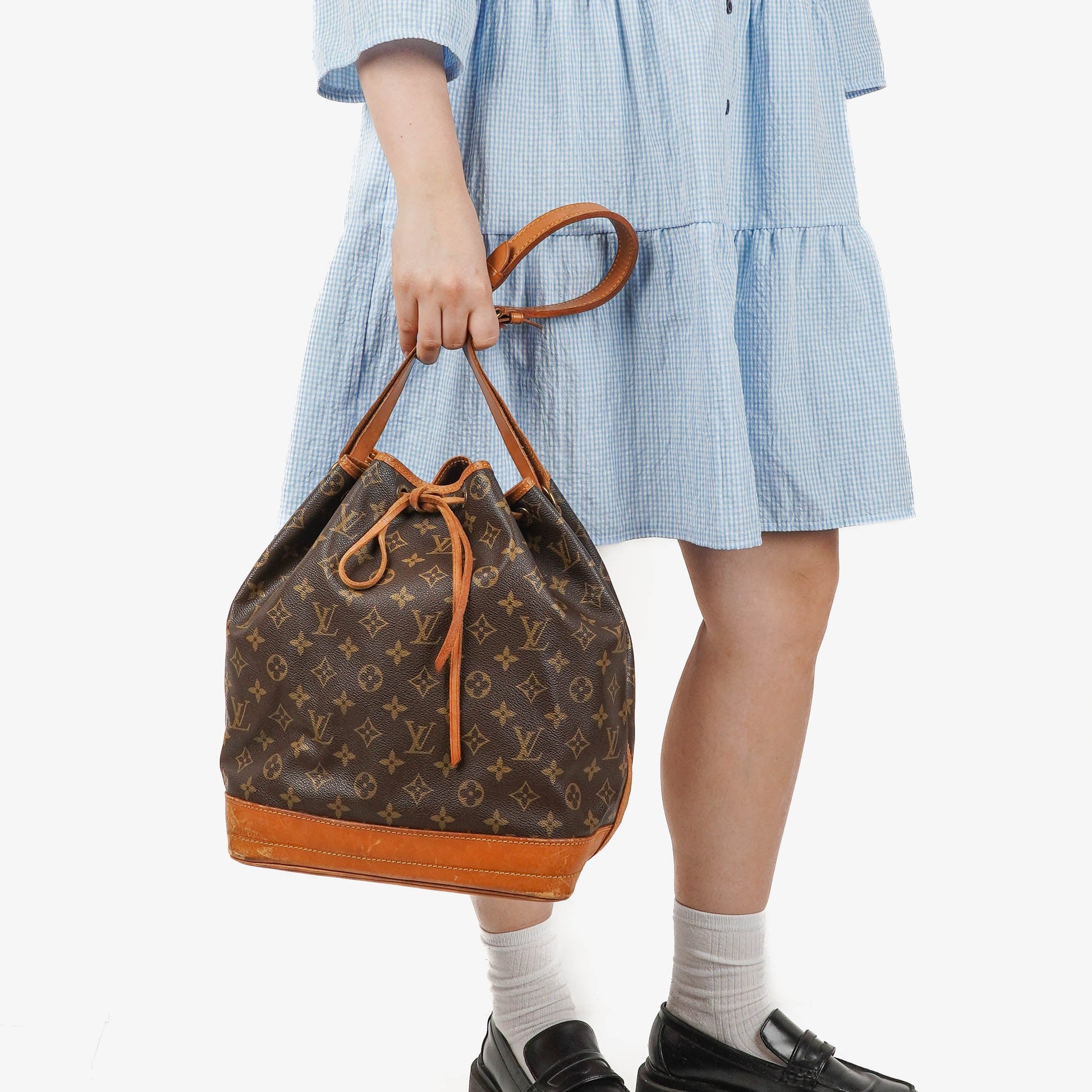 Louis Vuitton Noe Grande GM Monogram Canvas Shoulder Bag
