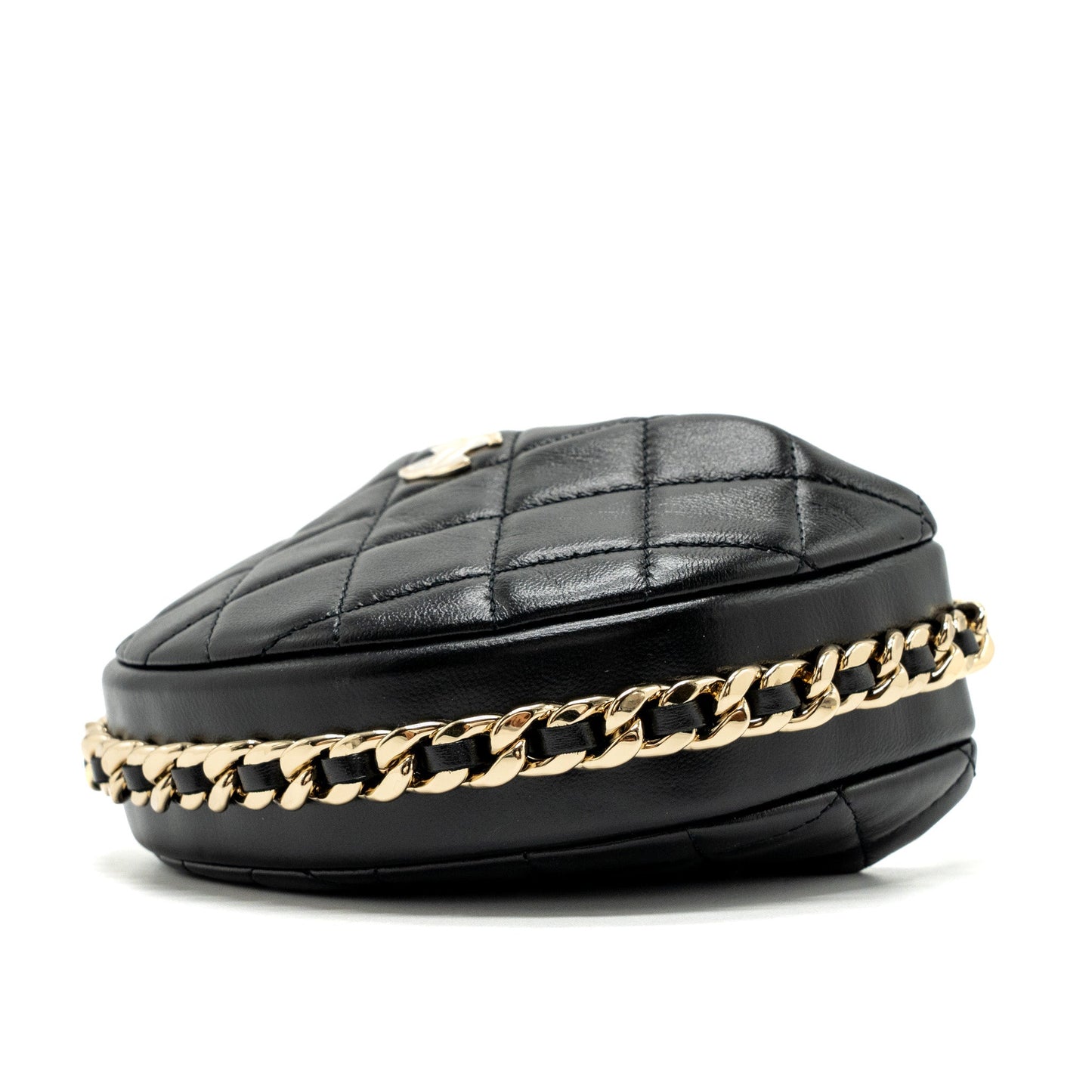 Chanel 23C round Clutch lambskin black  (microchip)