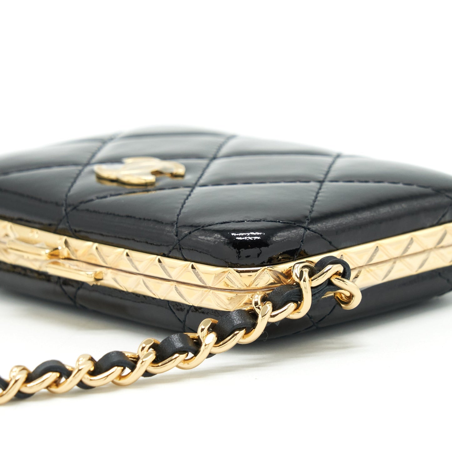 Chanel 21A Mini Clip Box With Chain Patent Black L