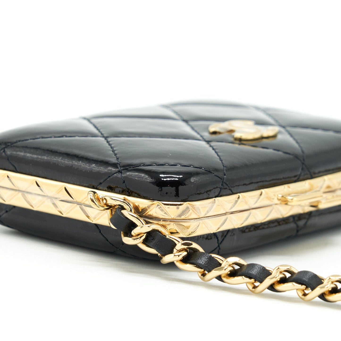 Chanel 21A Mini Clip Box With Chain Patent Black L