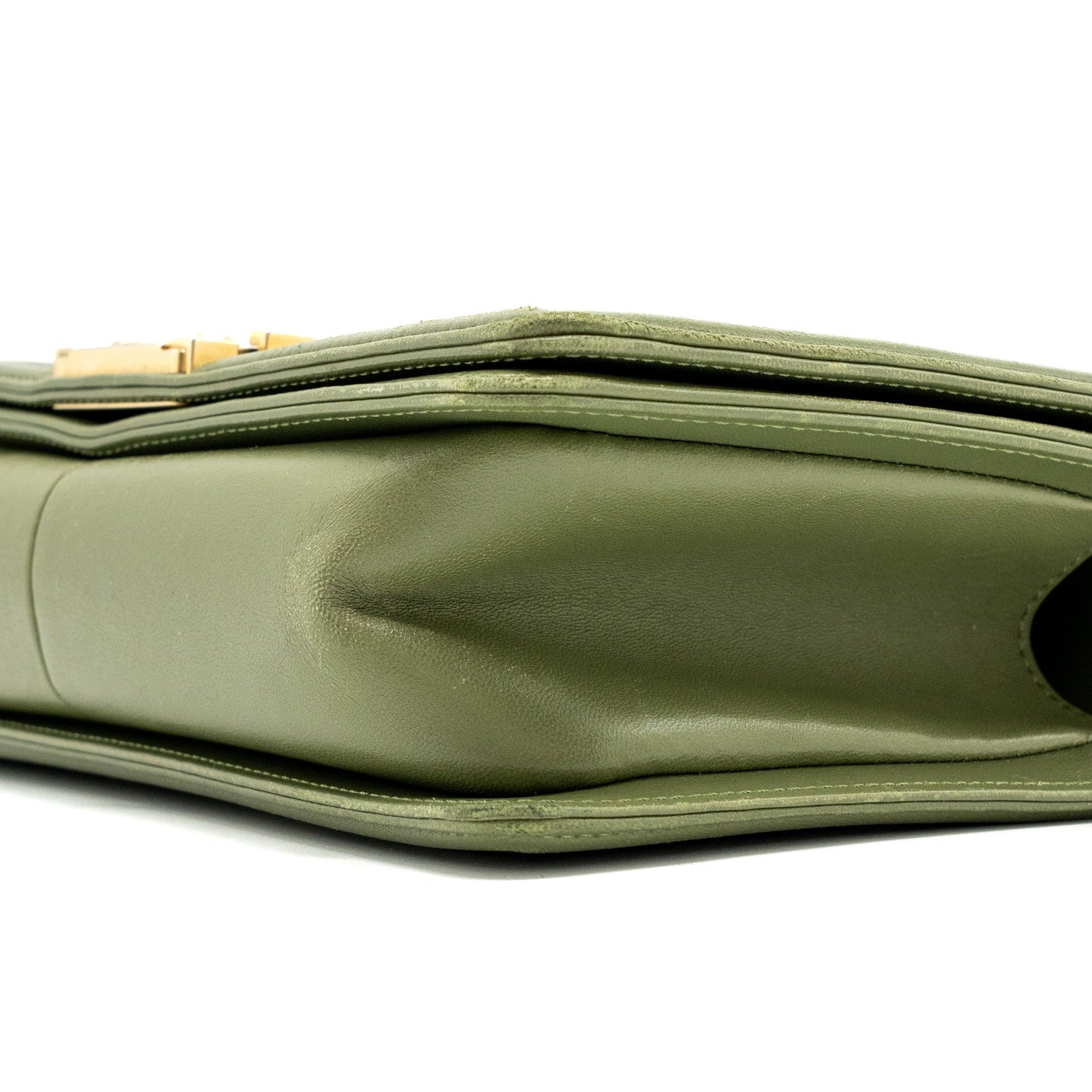 Chanel Medium boy bag lambskin green