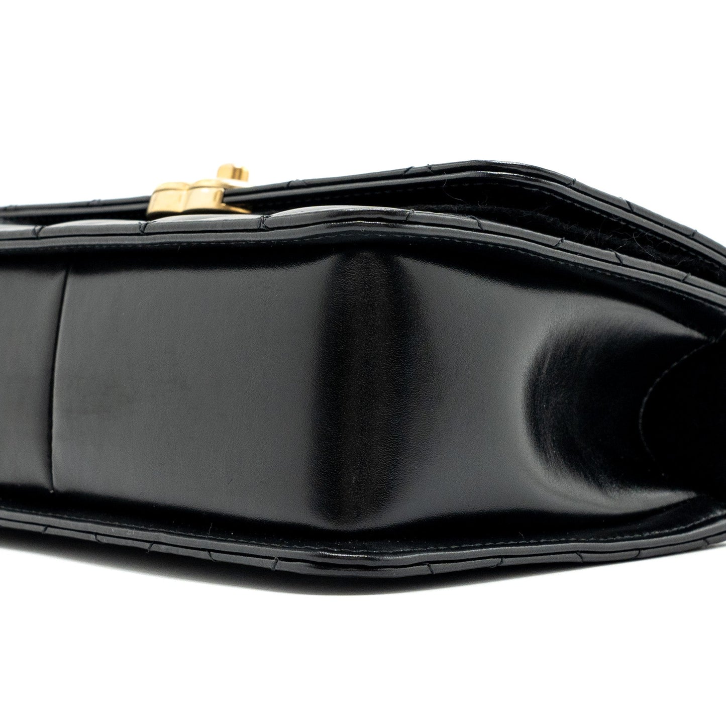 Chanel 24C gold crush flap bag calfskin black  (microchip)