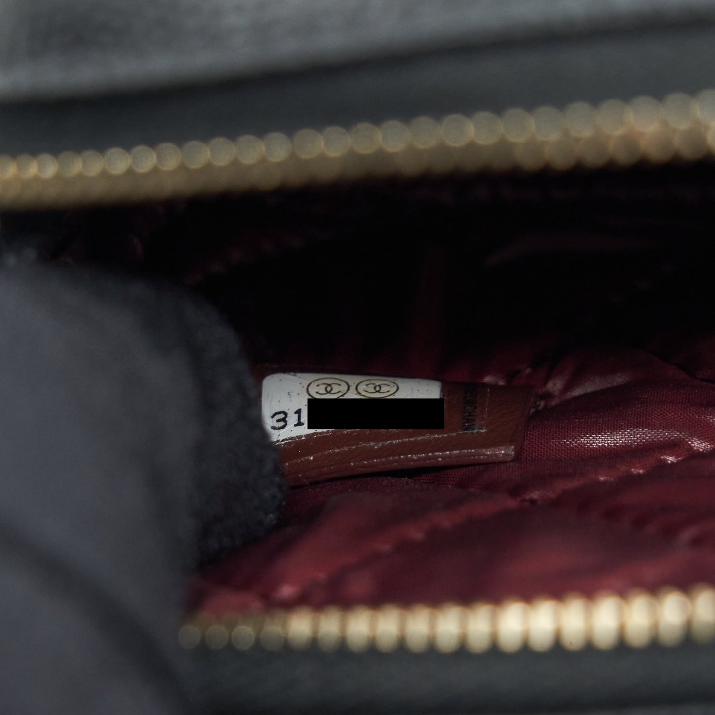 Chanel Small Zipper Vanity Pouch Caviar Black L