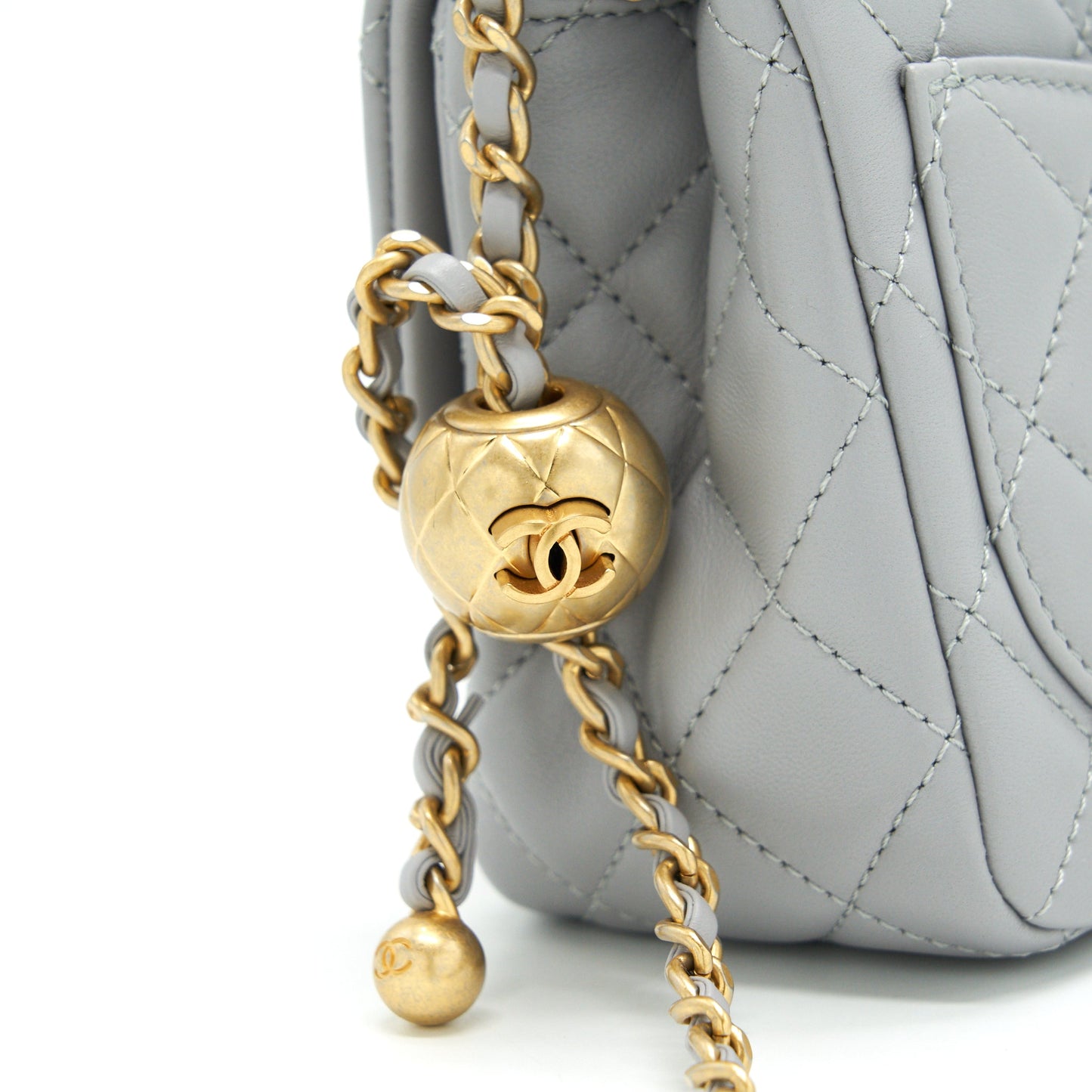 Chanel 21B Pearl Crush mini square Flap Bag grey