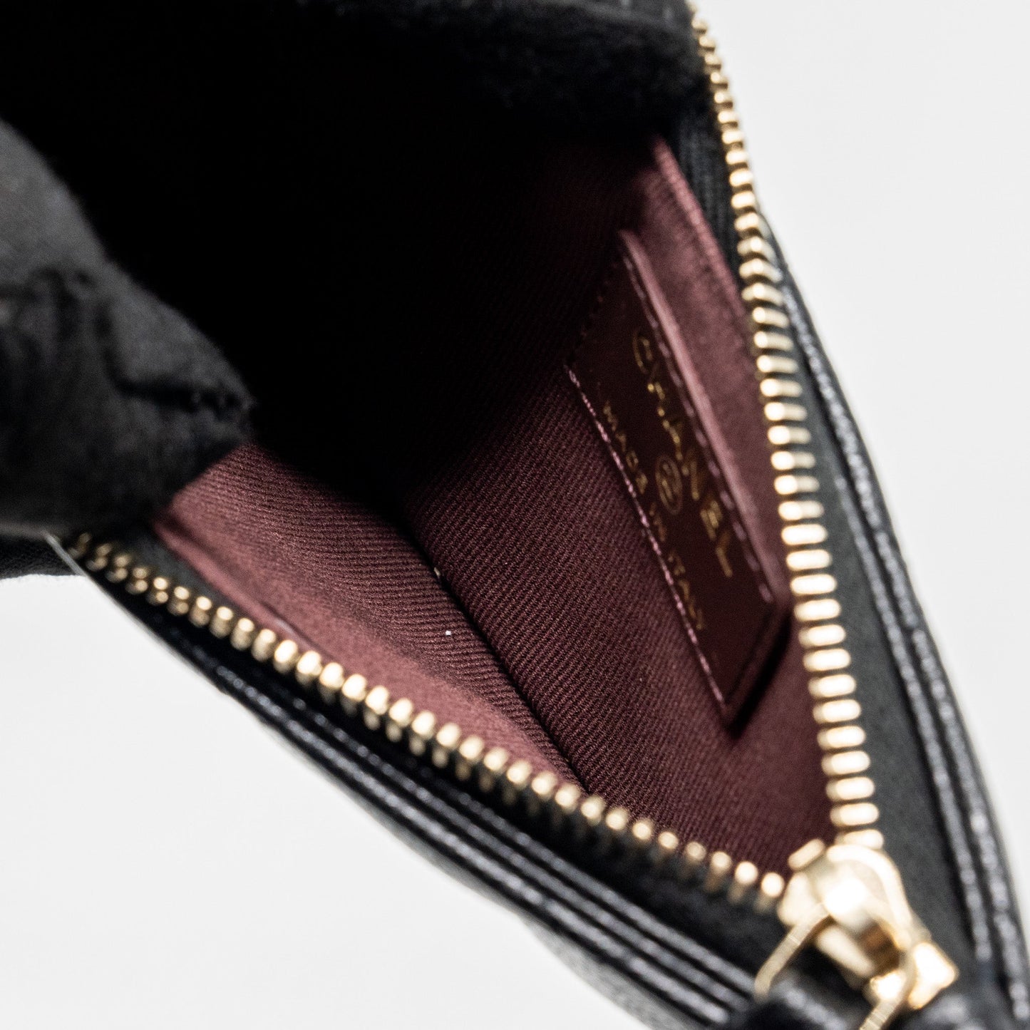 Chanel Flap with Zip Card Holder Caviar Black L (Microchip)