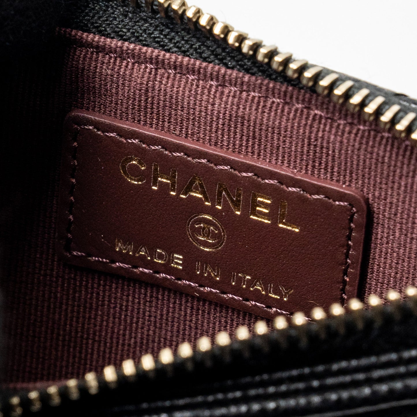 Chanel Flap with Zip Card Holder Caviar Black L (Microchip)