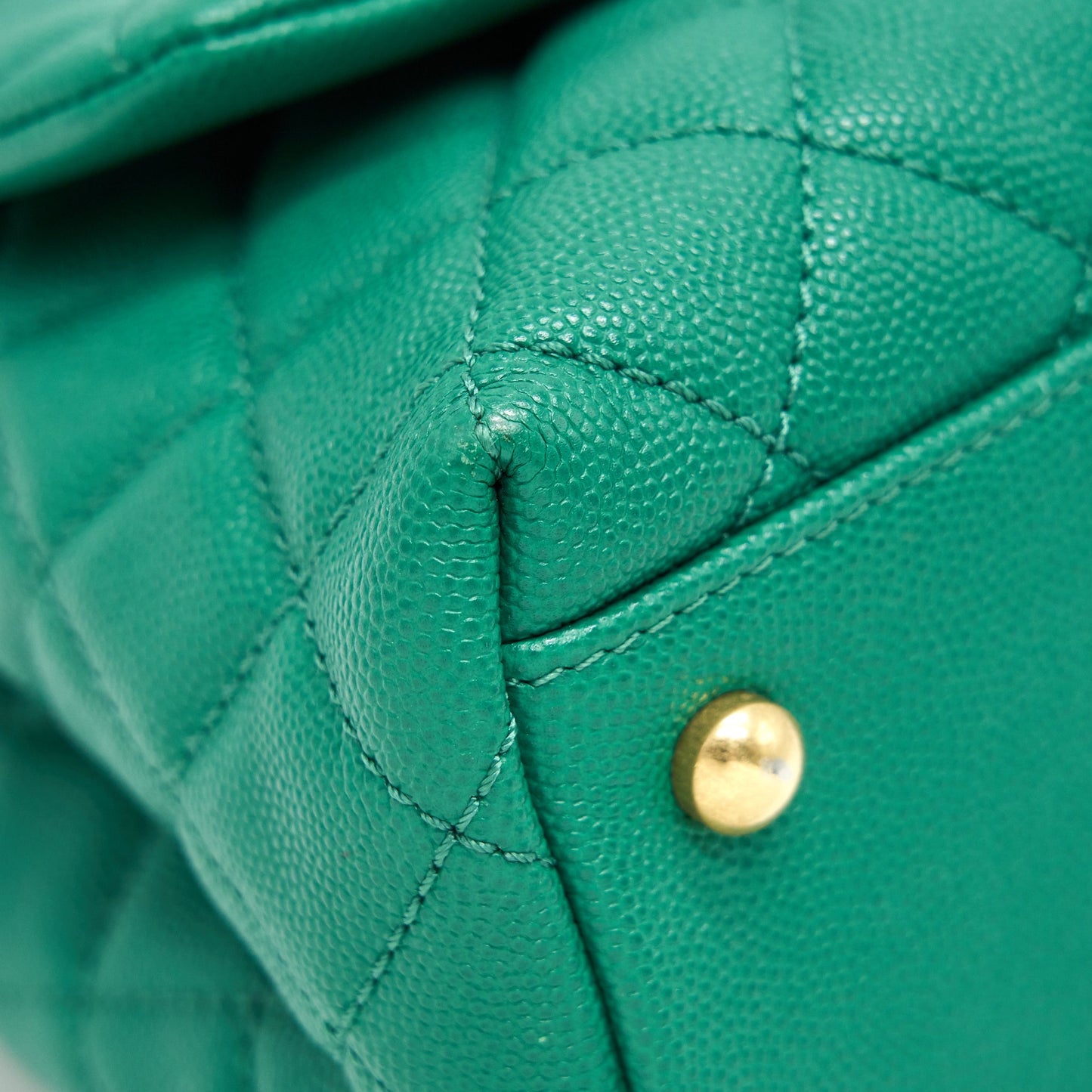 Chanel Cocohandle Flap Bag Medium Green with