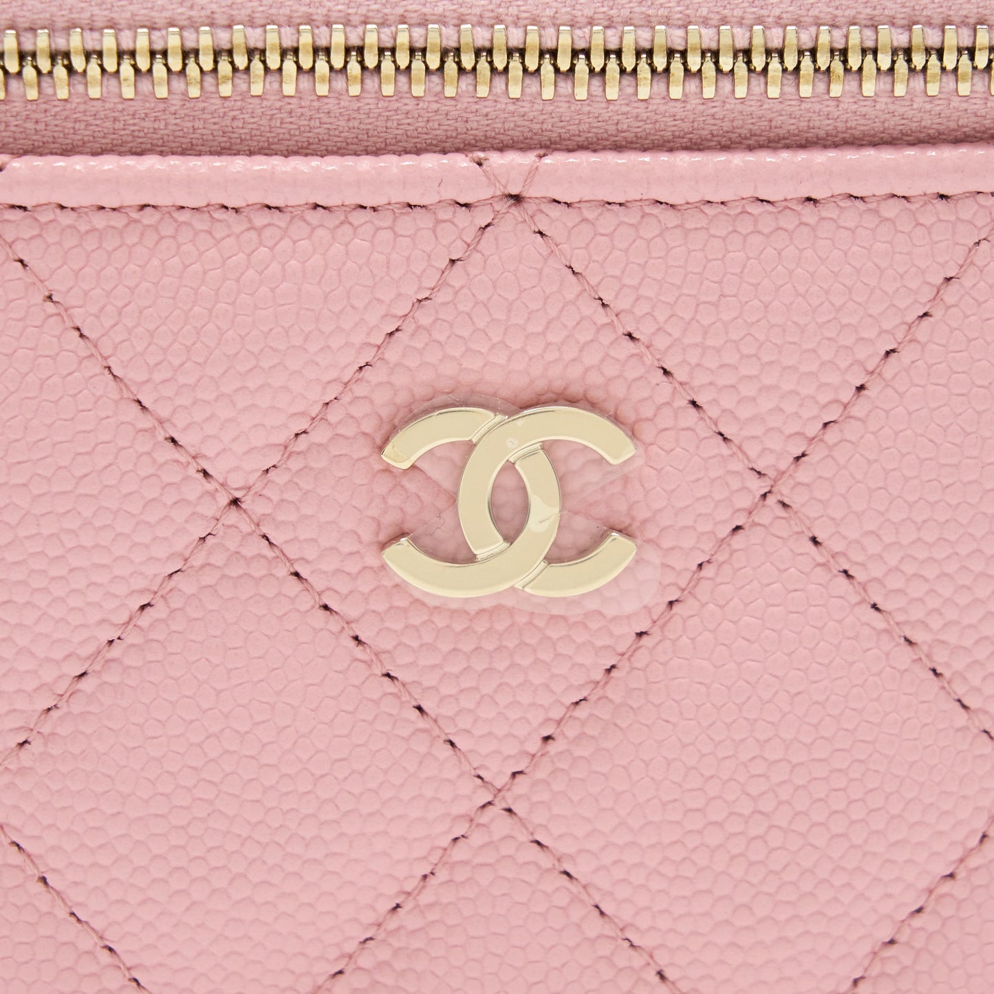 Chanel 22C Mini Vanity With Chain Caviar Pink L