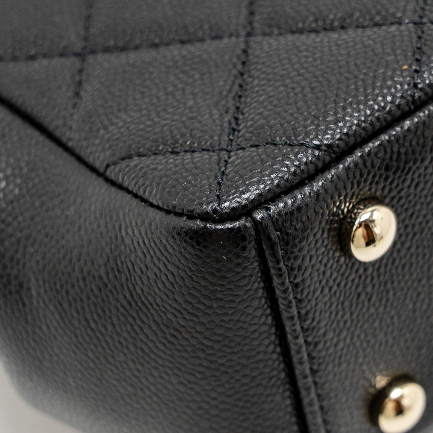 Chanel Small Business Affinity Caviar Black L (Microchip)
