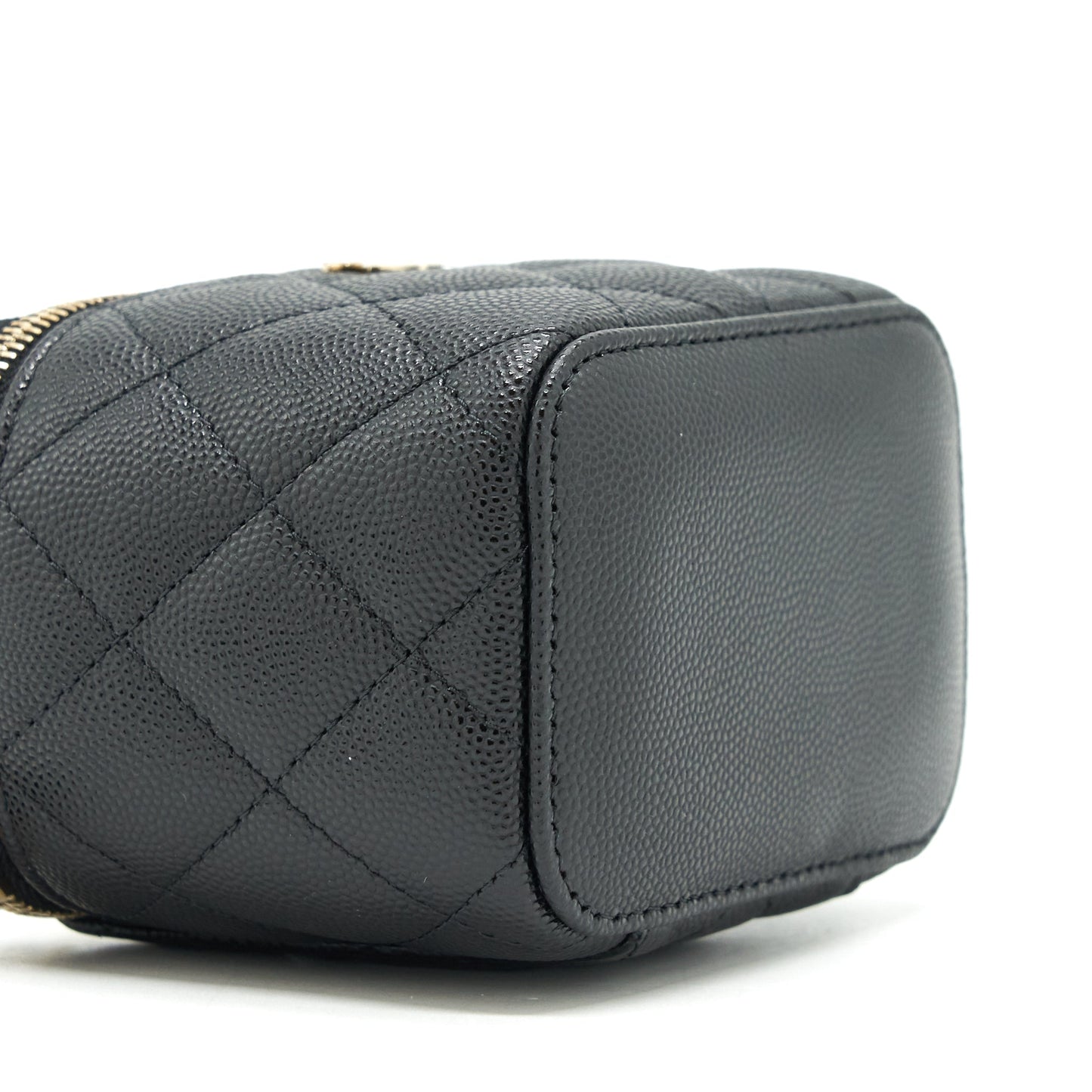 Chanel 22C Mini Vanity With Chain Caviar Black L