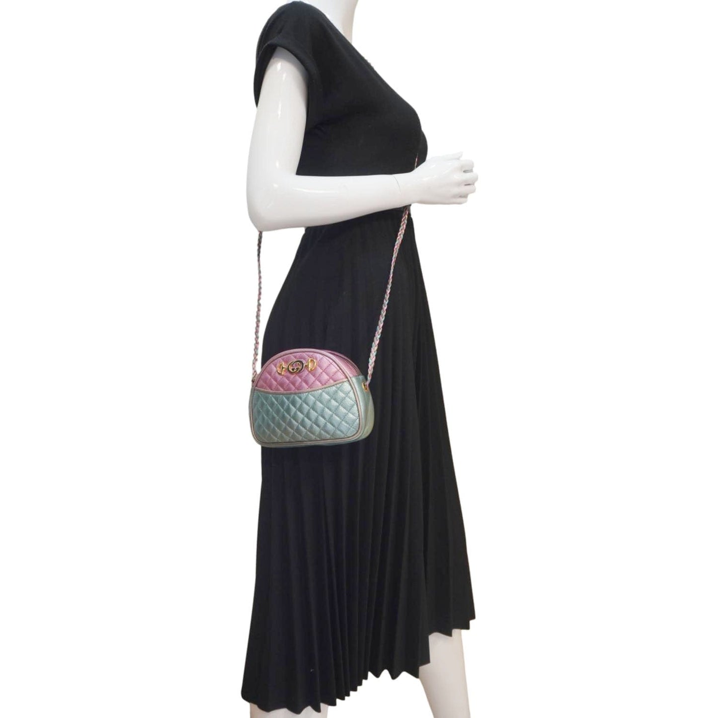 GUCCI Trapuntata Mini Zumi Dome Laminated Nappa Leather Crossbody Bag pink 534951