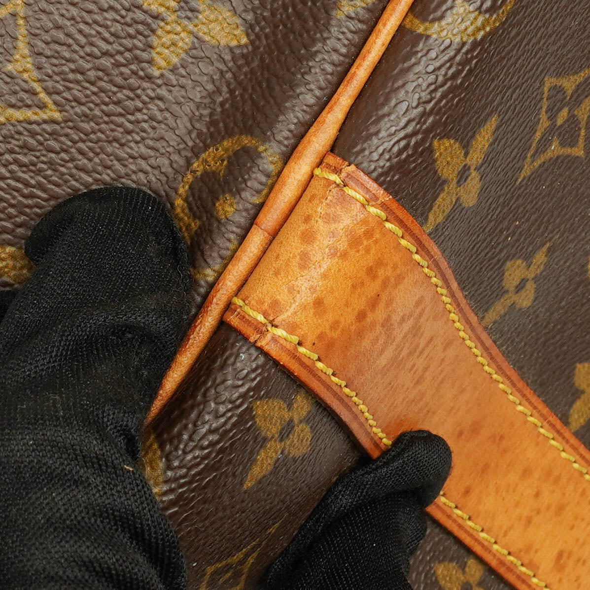 Louis Vuitton Keepall 55 & Bandoulière Monogram Canvas Travel Bag