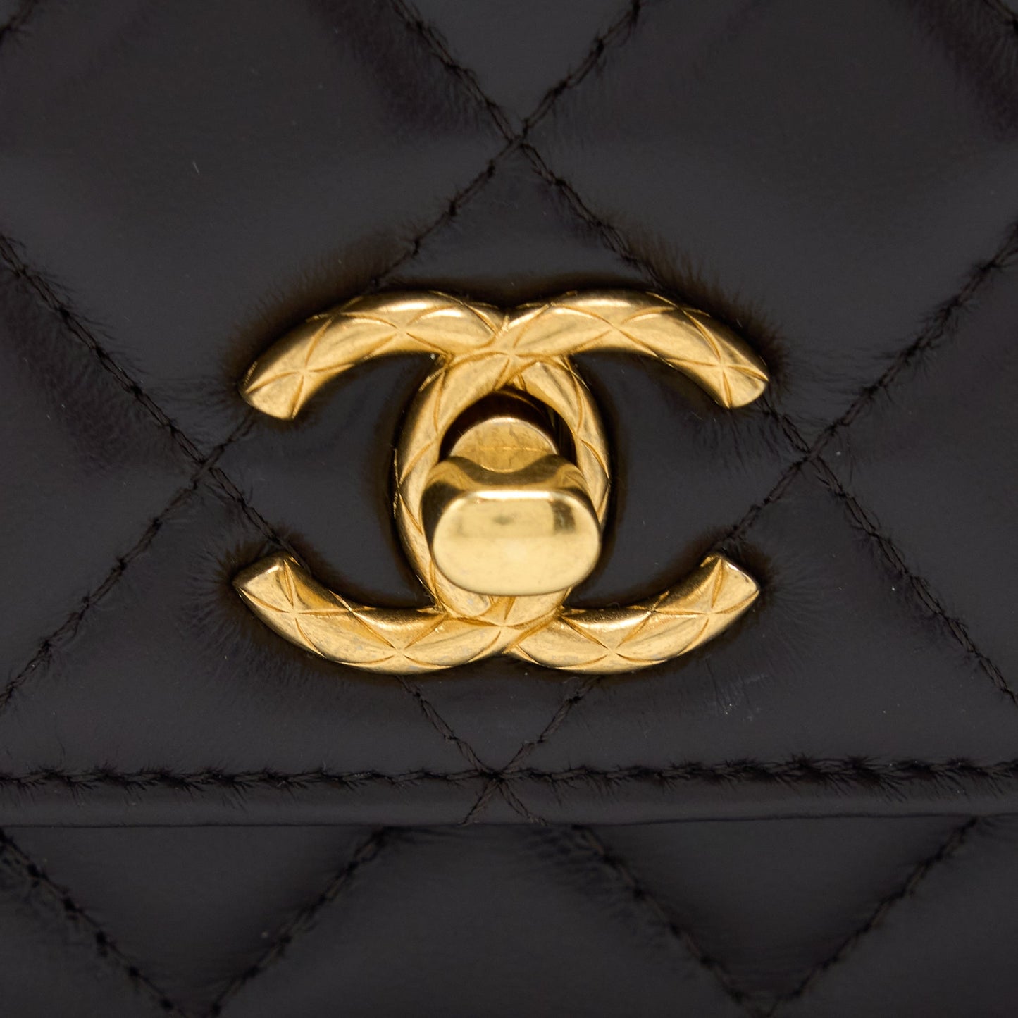 Chanel Gold Pillar Wallet On Chain Lambskin Dark Brown Brushed (Microchip)