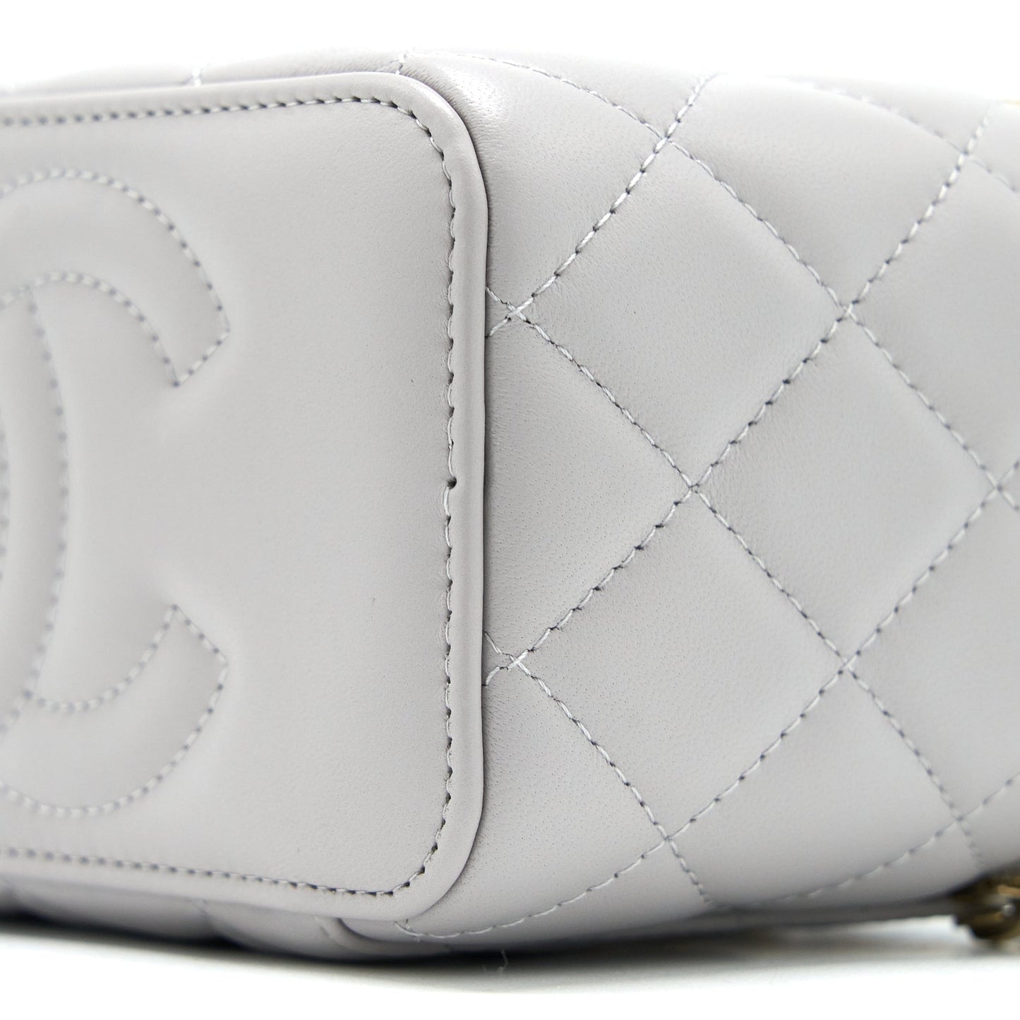 Chanel 22B Pearl Crush Long Vanity with Chain Lambskin Grey
