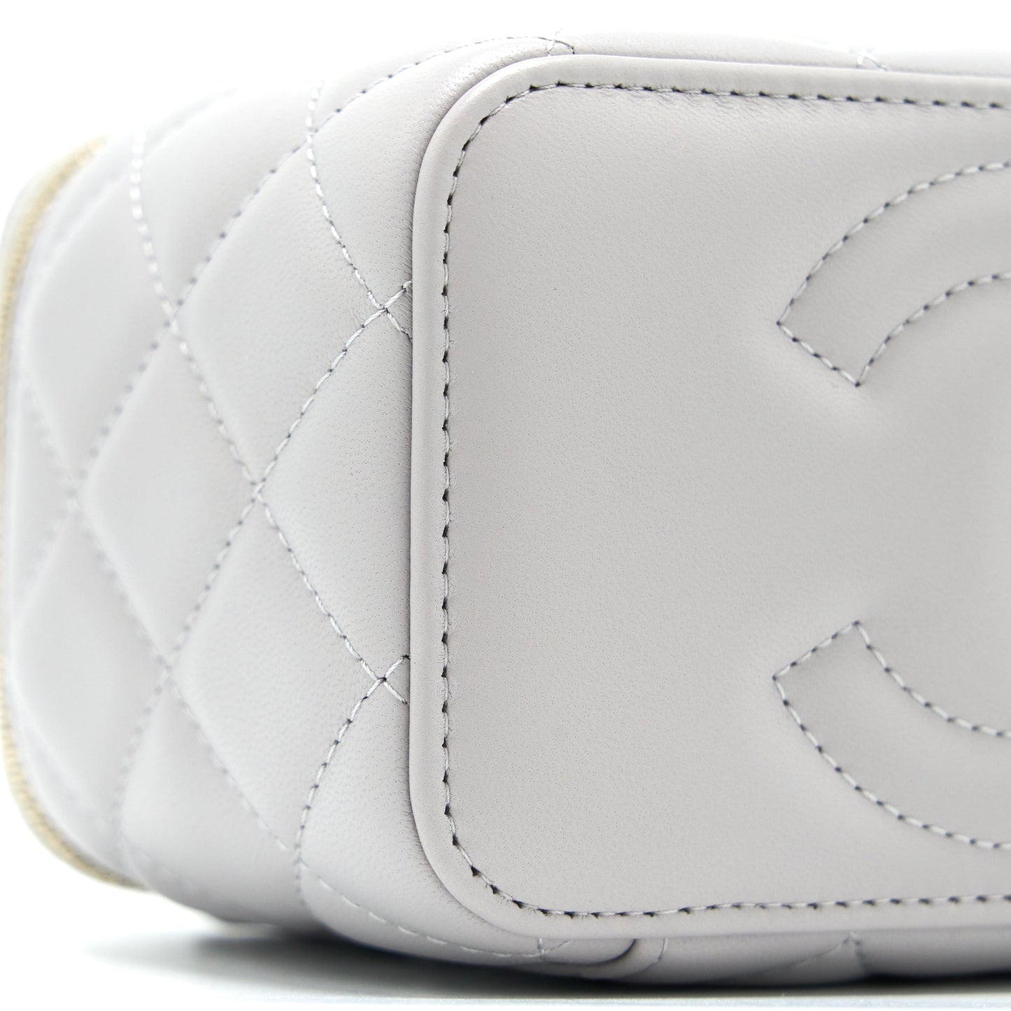 Chanel 22B Pearl Crush Long Vanity with Chain Lambskin Grey