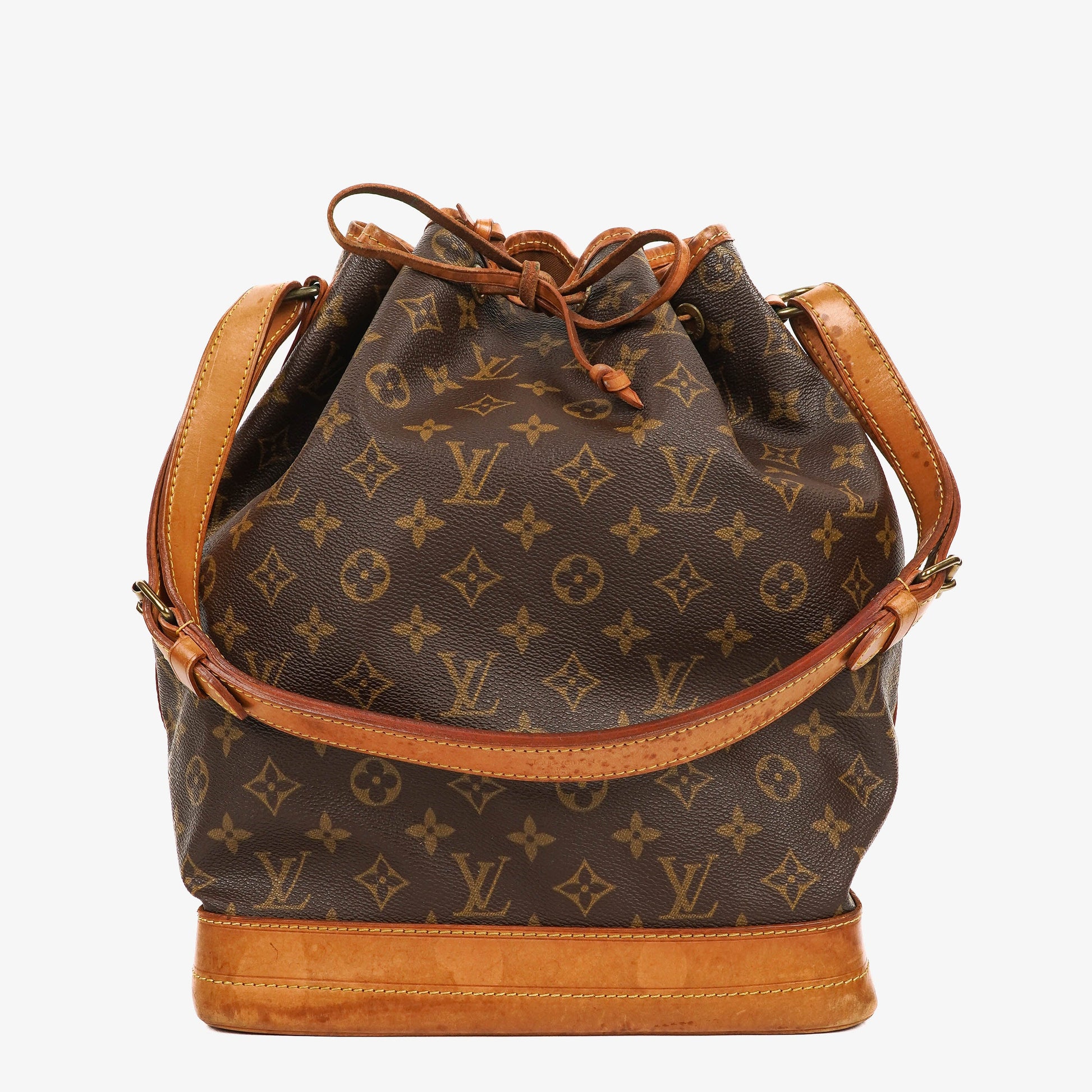 Louis Vuitton Noe Grande GM Monogram Canvas Shoulder Bag
