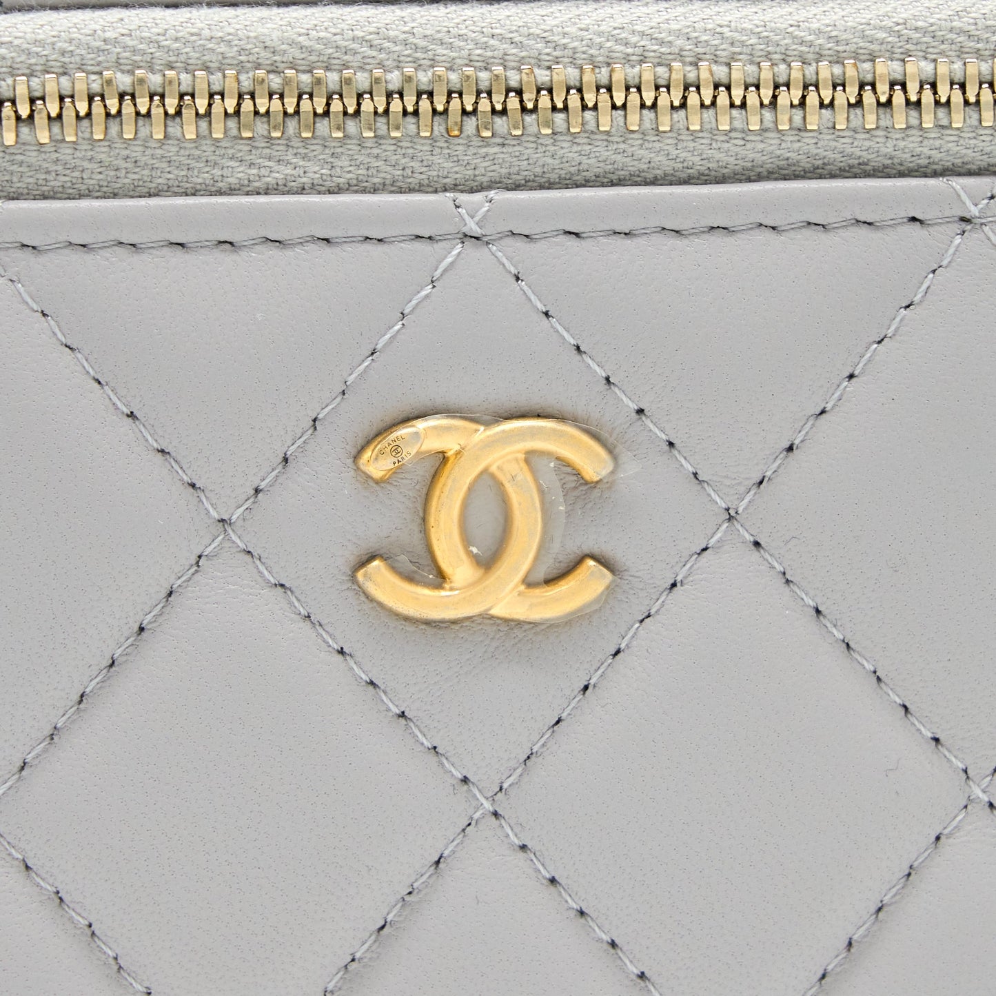 Chanel 22B Pearl Crush Long Vanity with Chain Lambskin Grey