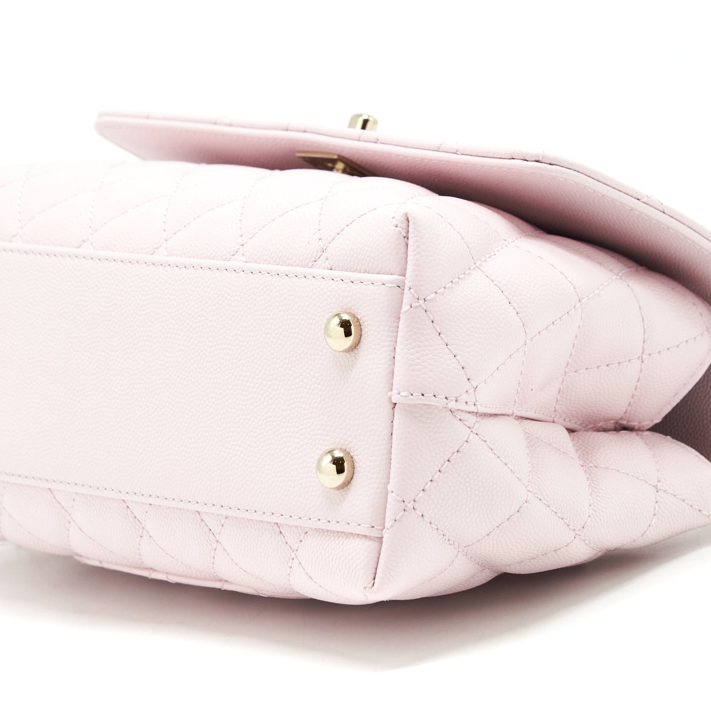 Chanel 22P Small Coco Handle Caviar Light Pink L