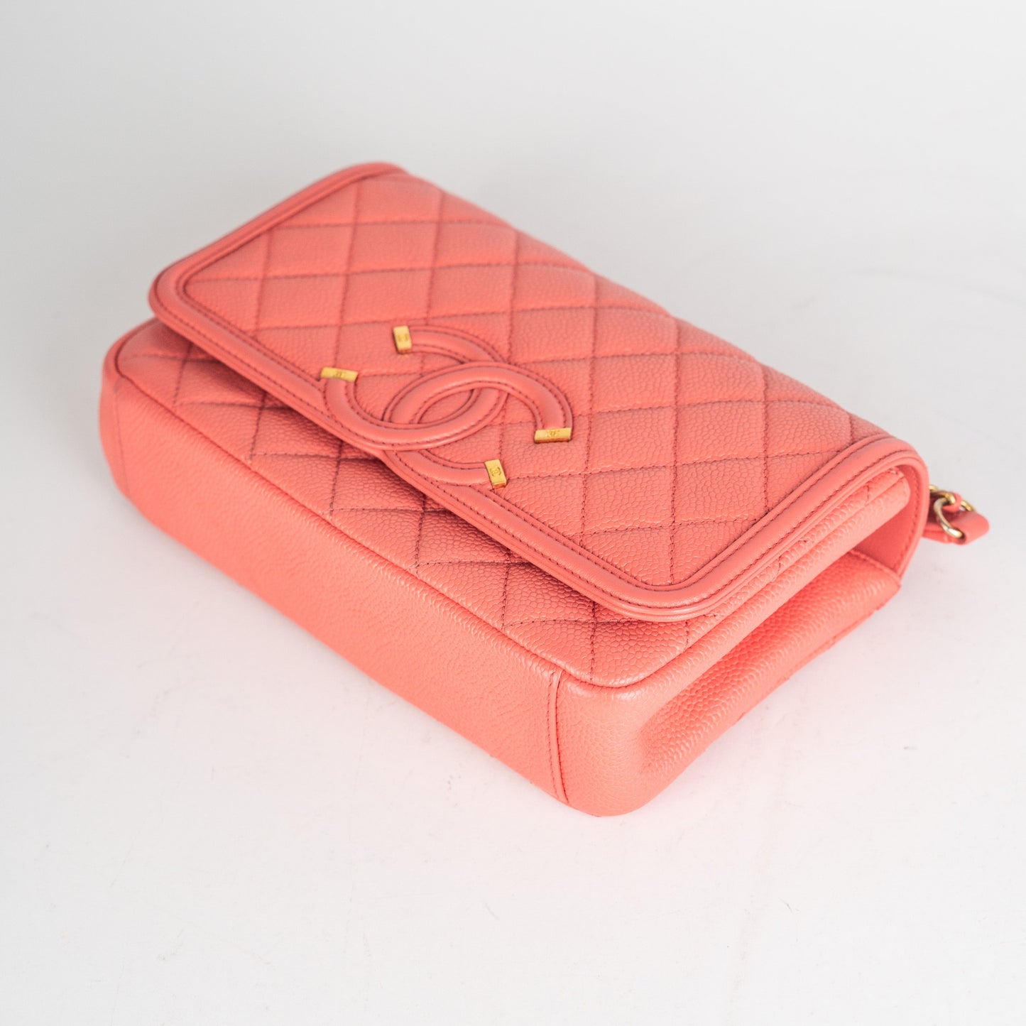 Chanel Filigree Quilted Caviar Small Coral Pink