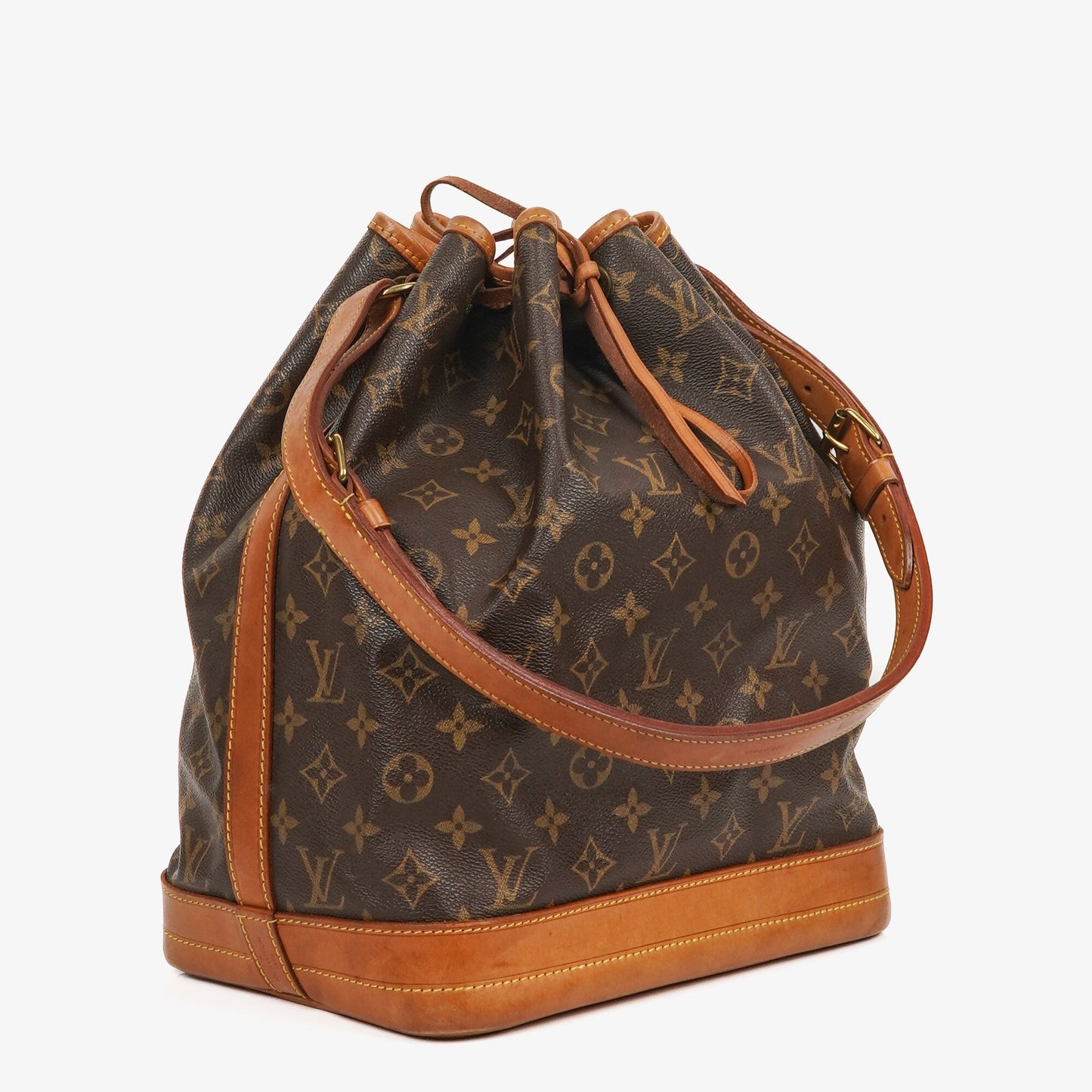 Louis Vuitton Noe Grande GM Monogram Canvas Shoulder Bag