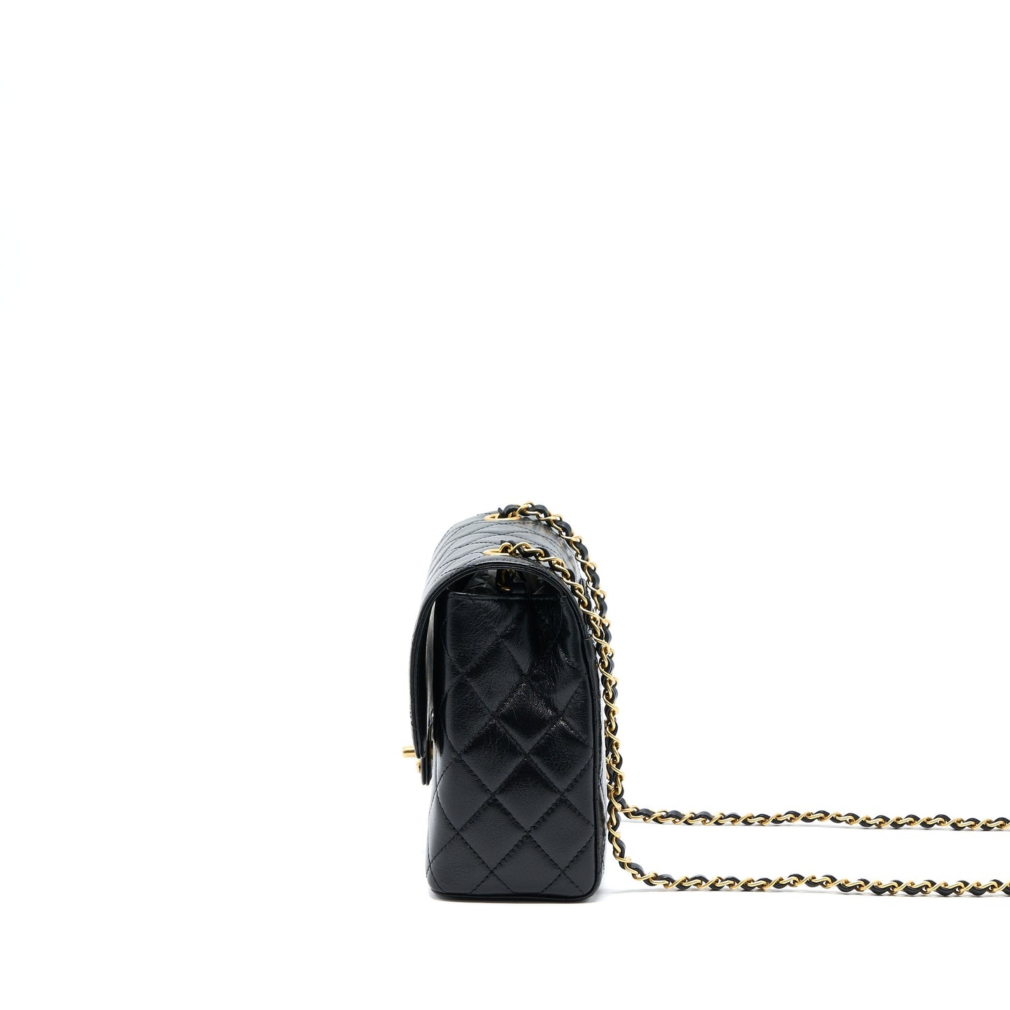 Chanel 22K Retro Classic New Square Flap Bag Goatskin Black with  (Microchip)