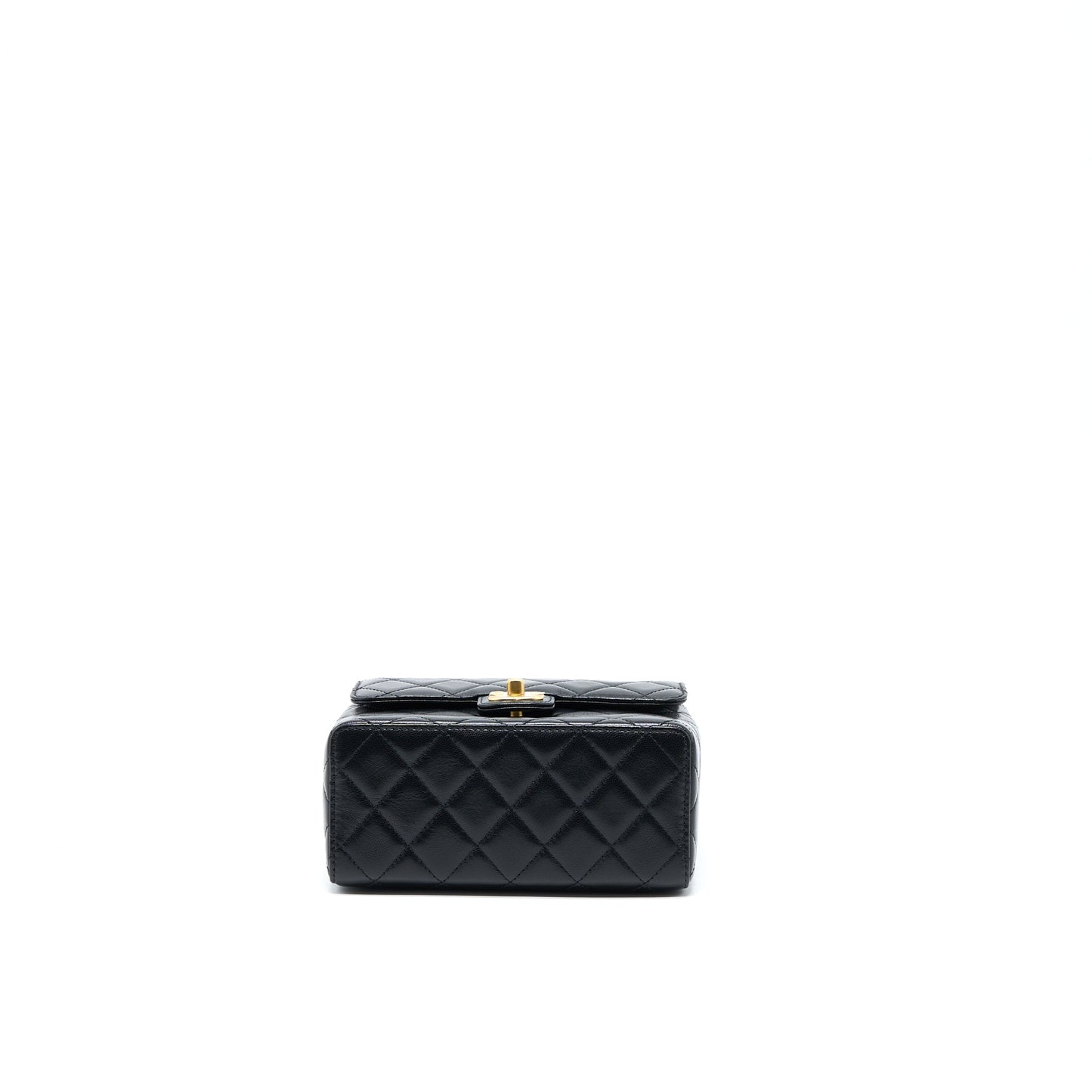 Chanel 22K Retro Classic New Square Flap Bag Goatskin Black with  (Microchip)