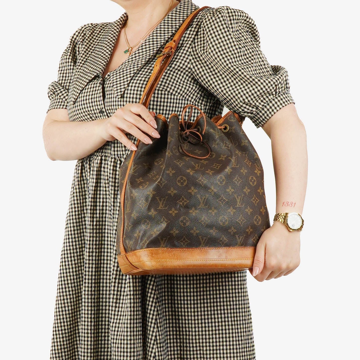 Louis Vuitton Noe GM Monogram Canvas Shoulder Bag