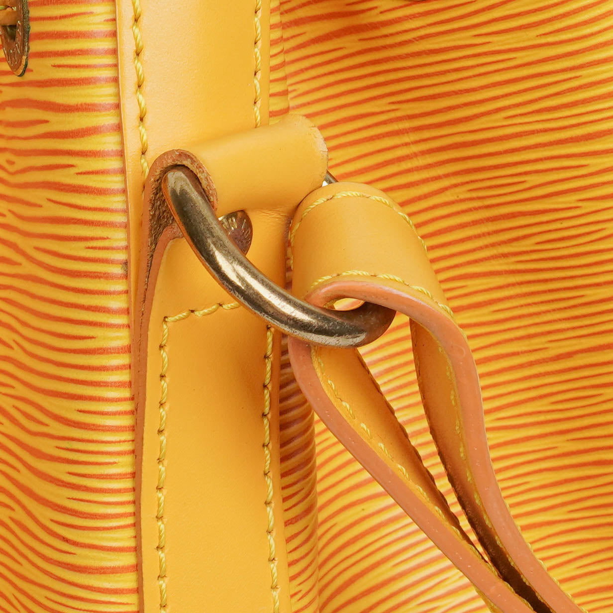 Louis Vuitton Noe GM Yellow EPI Leather Shoulder Bag
