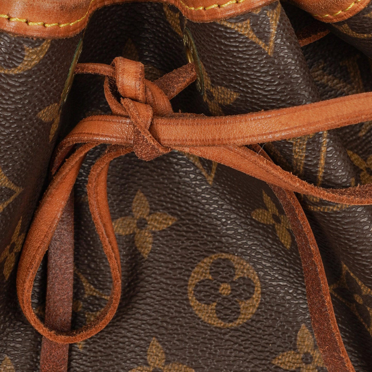 Louis Vuitton Noe Grande GM Monogram Canvas Shoulder Bag