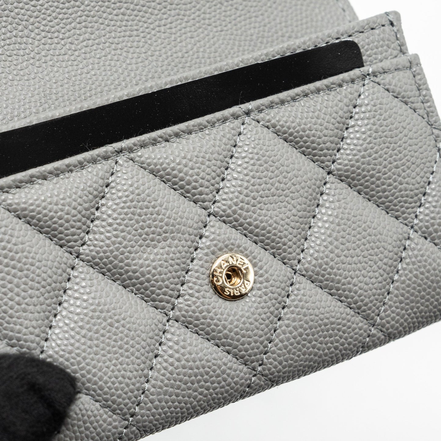 Chanel classic flap card holder caviar grey L (microchip)