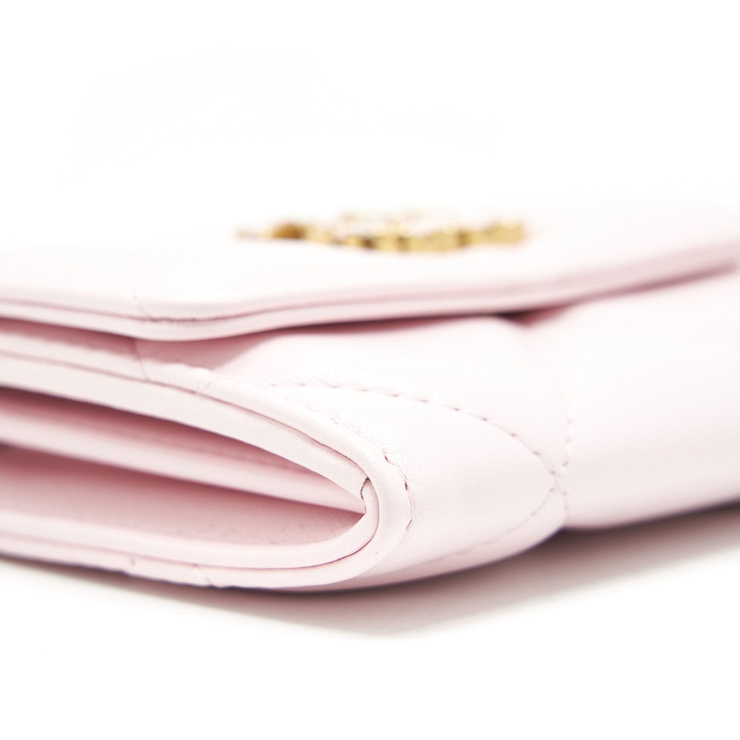 Chanel 19 Flap Cardholder Lambskin Light Pink
